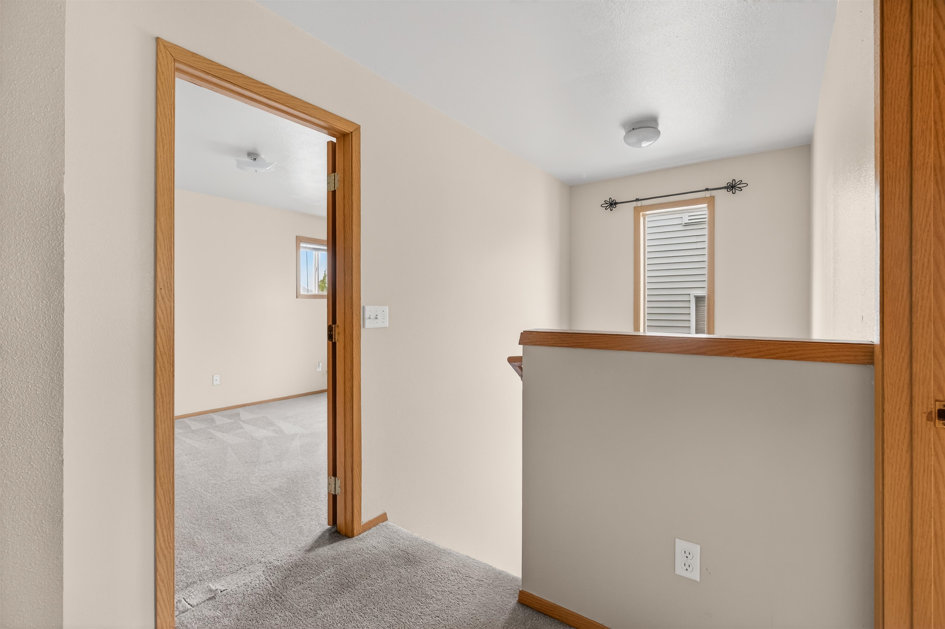 253 NW Clay Ct - Photo 30