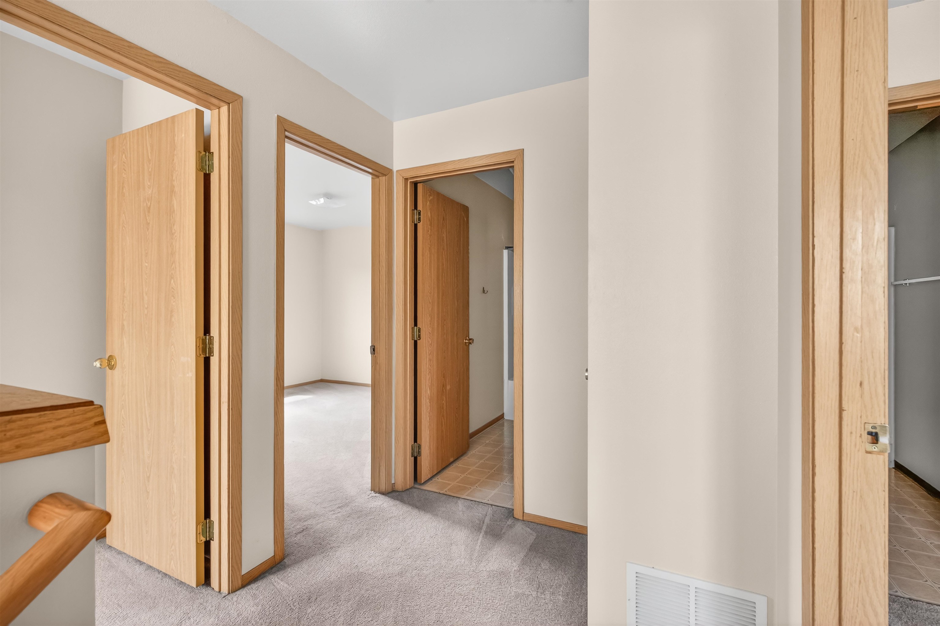 253 NW Clay Ct - Photo 40