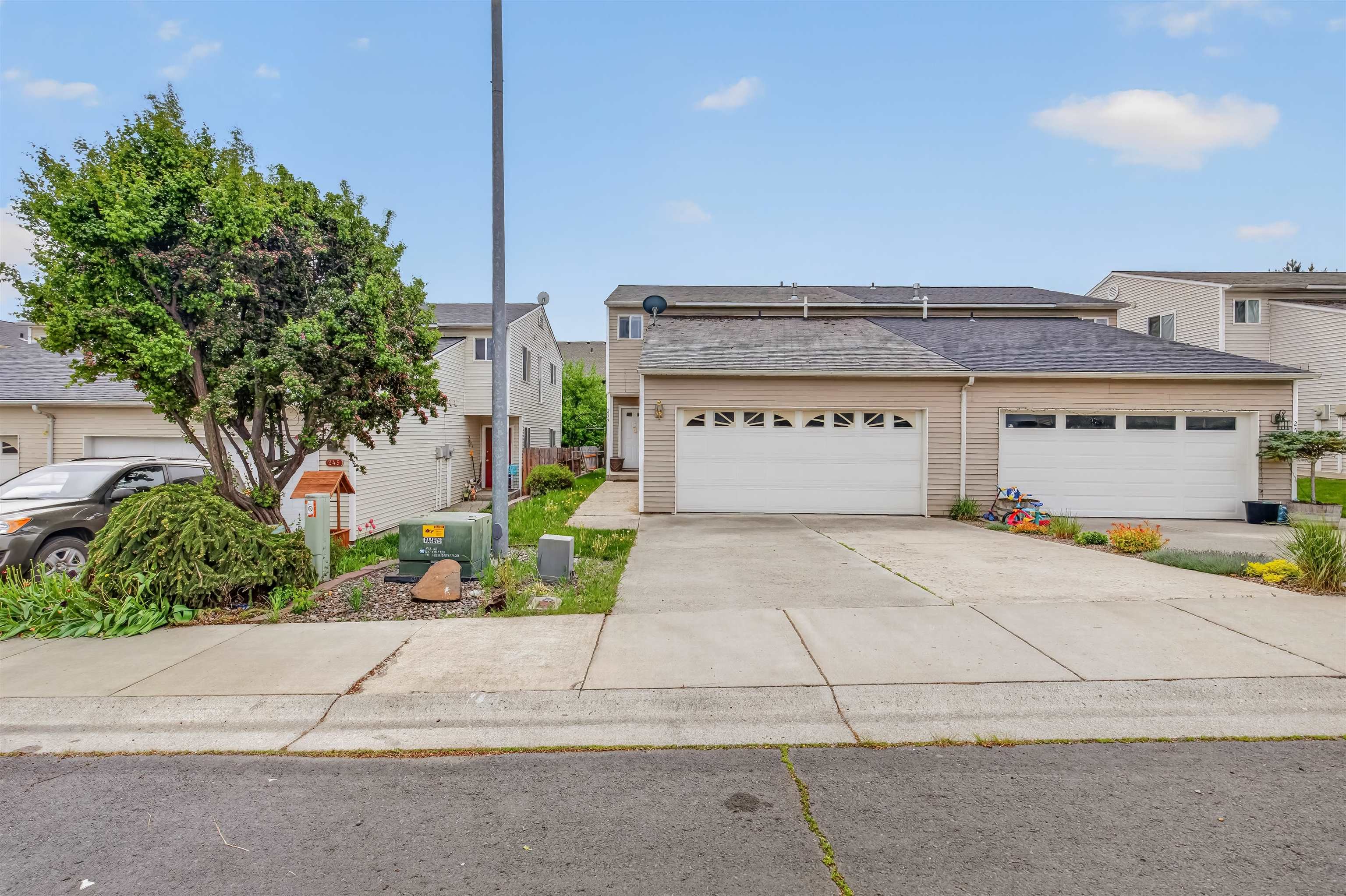 253 NW Clay Ct - Photo 7