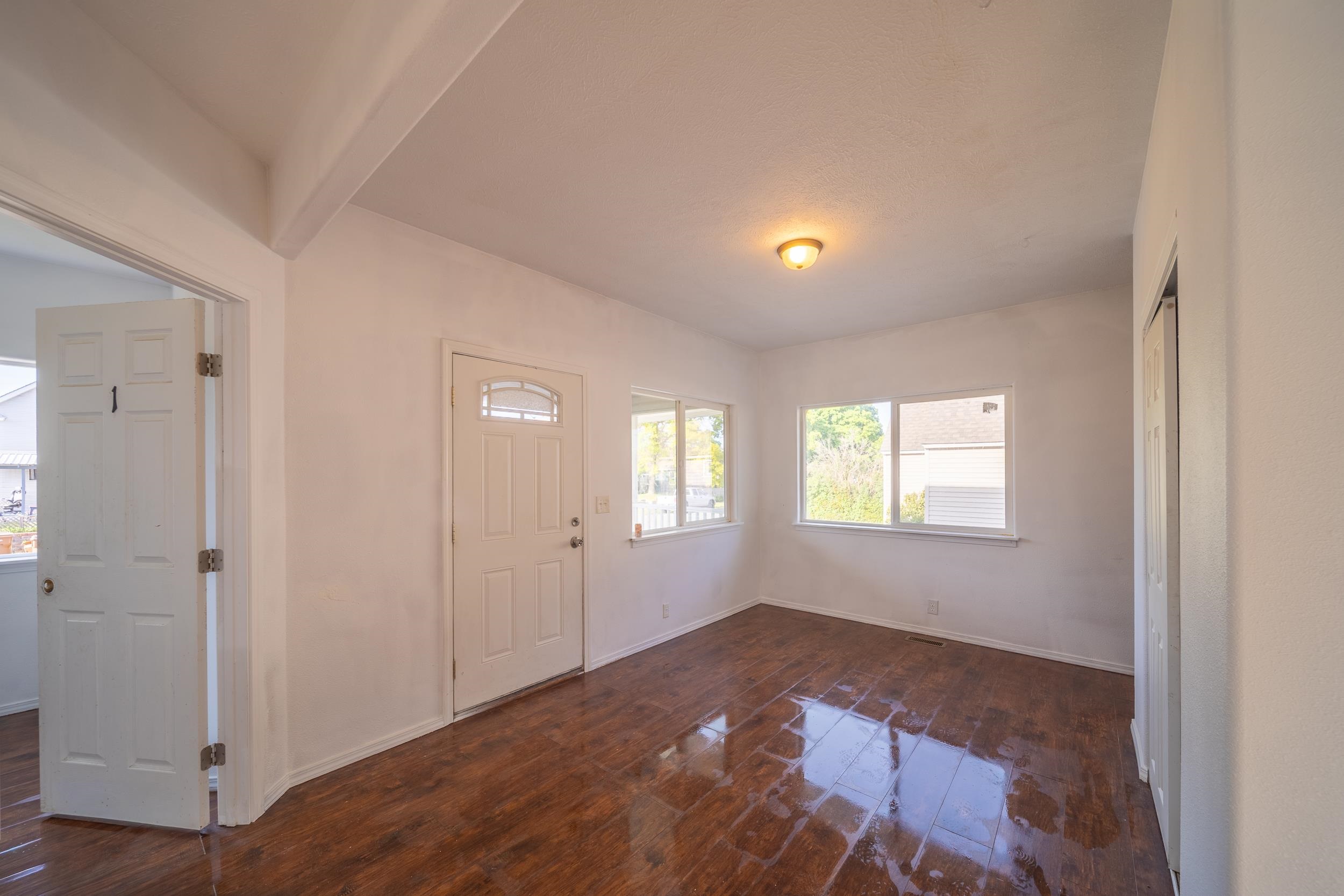 2918 E SANSON Ave - Photo 9
