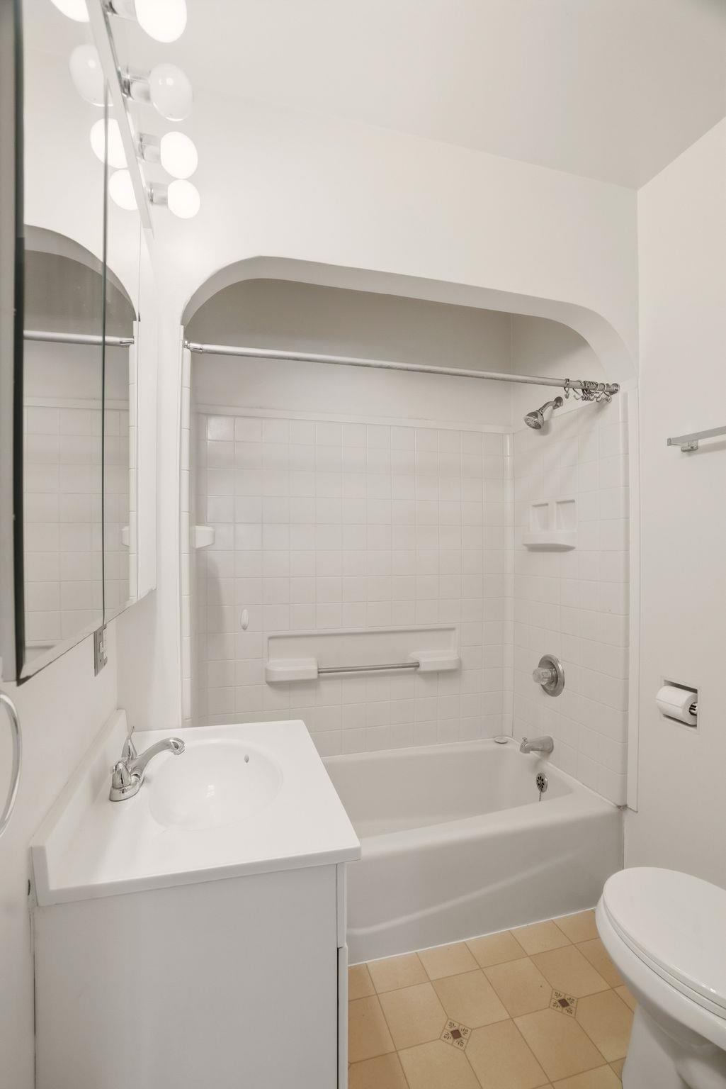 110 S Lake St - Photo 15