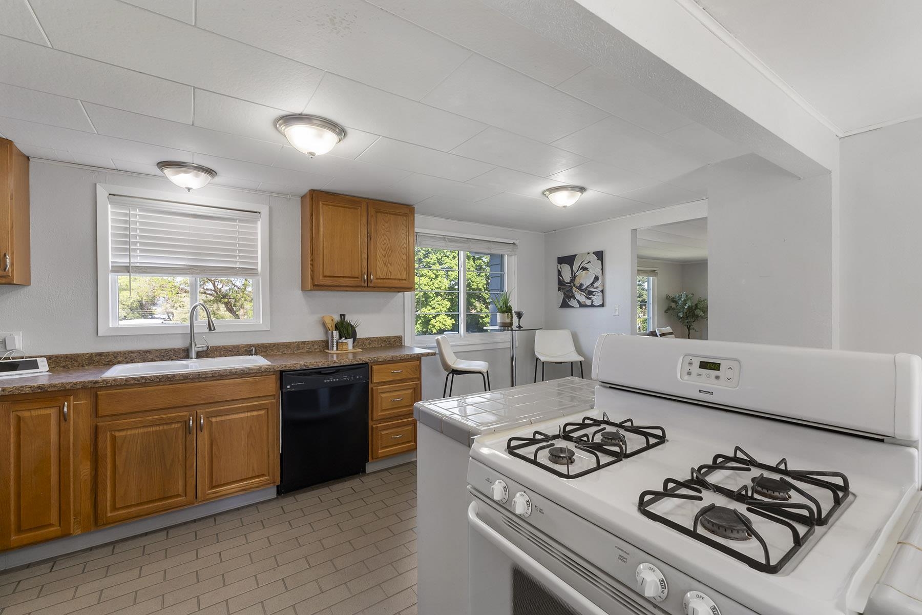 6722 E 4TH Ave - Photo 14
