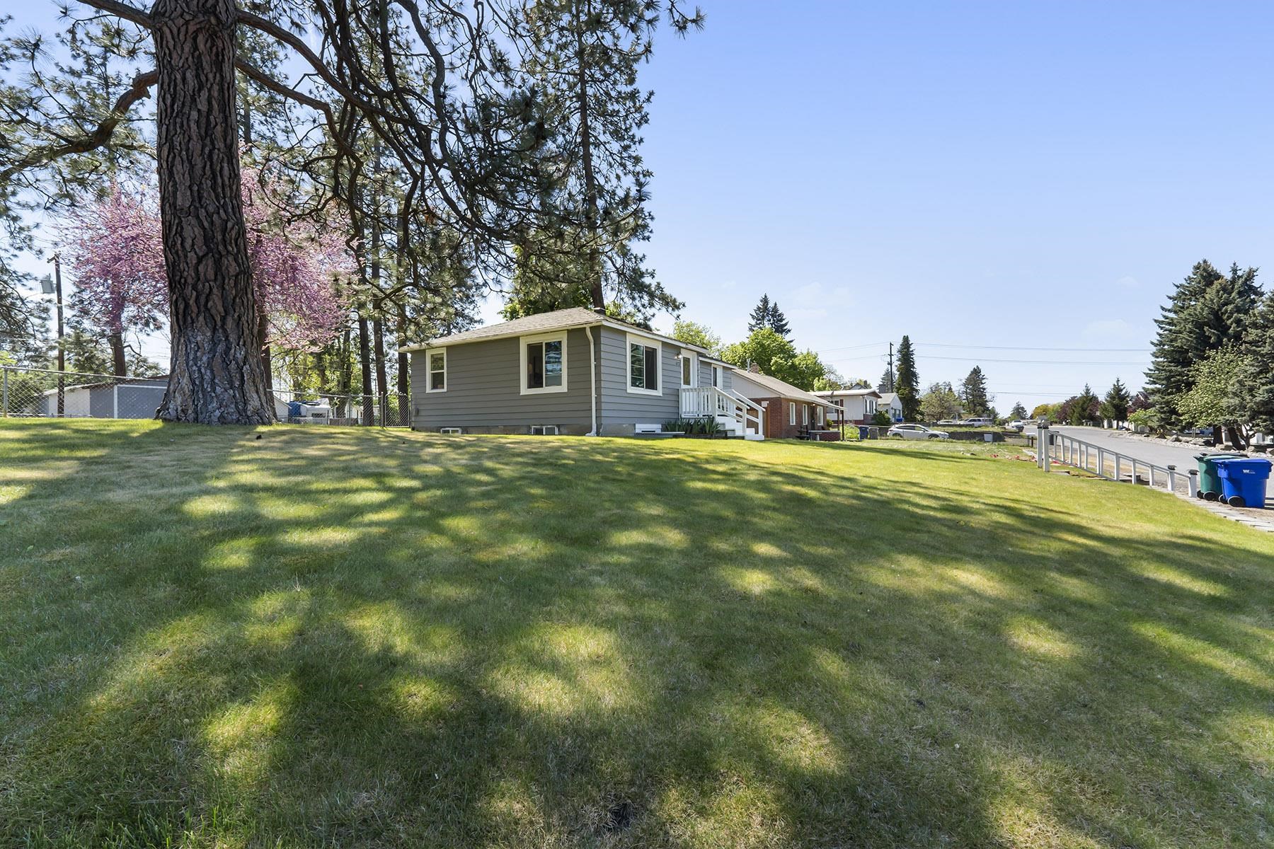 6722 E 4TH Ave - Photo 36