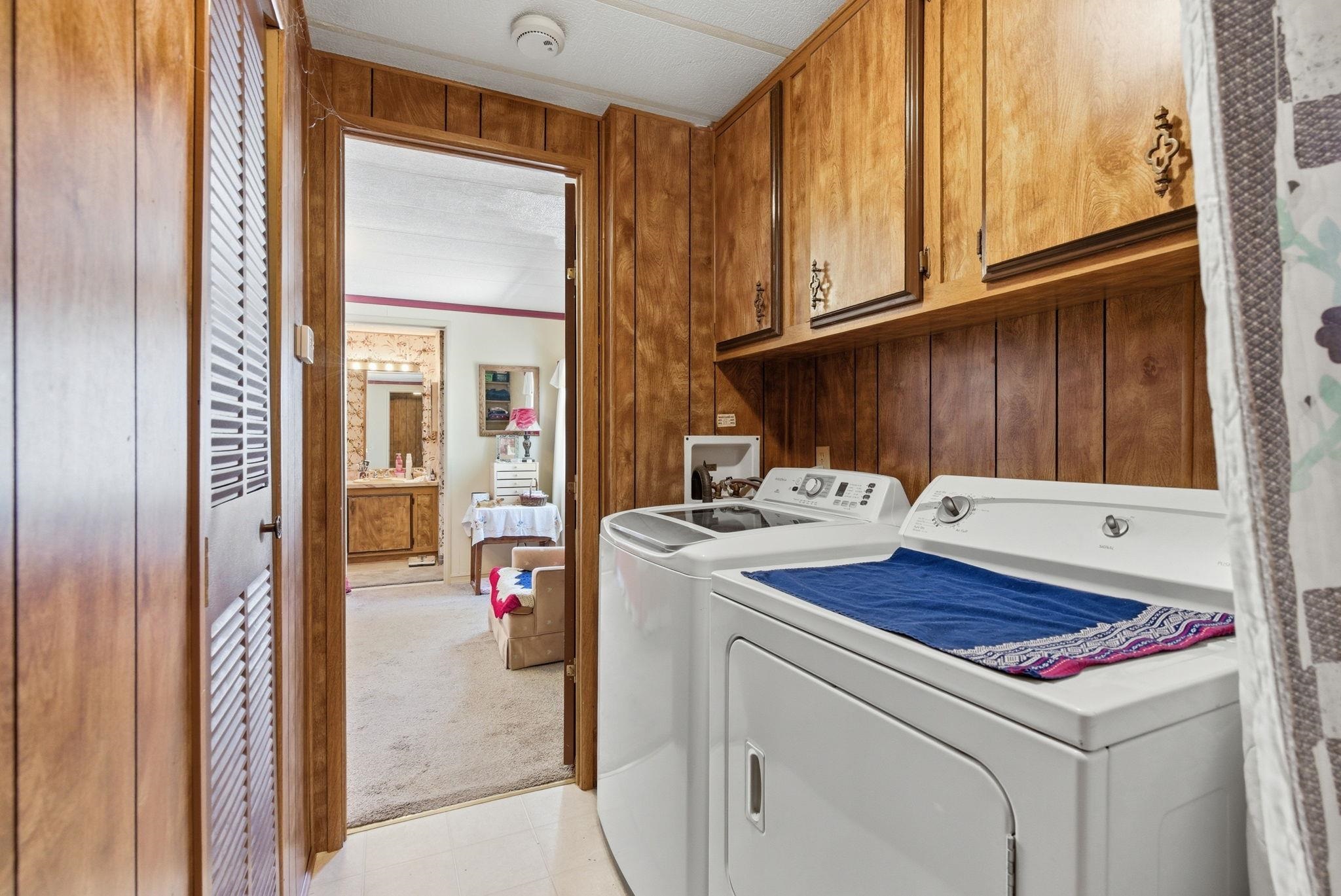 1211 E Lyons Ave - Photo 22