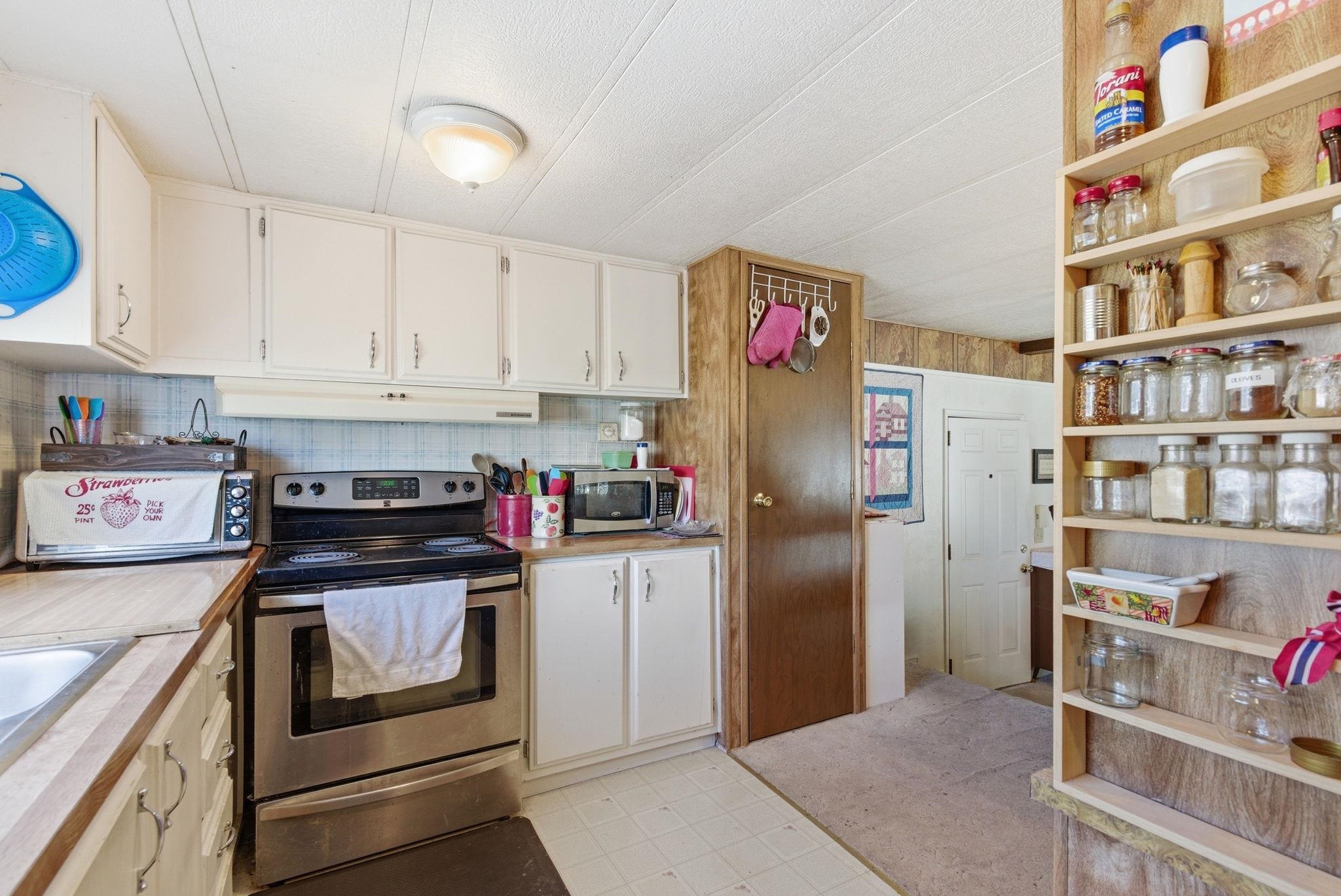 1211 E Lyons Ave - Photo 10