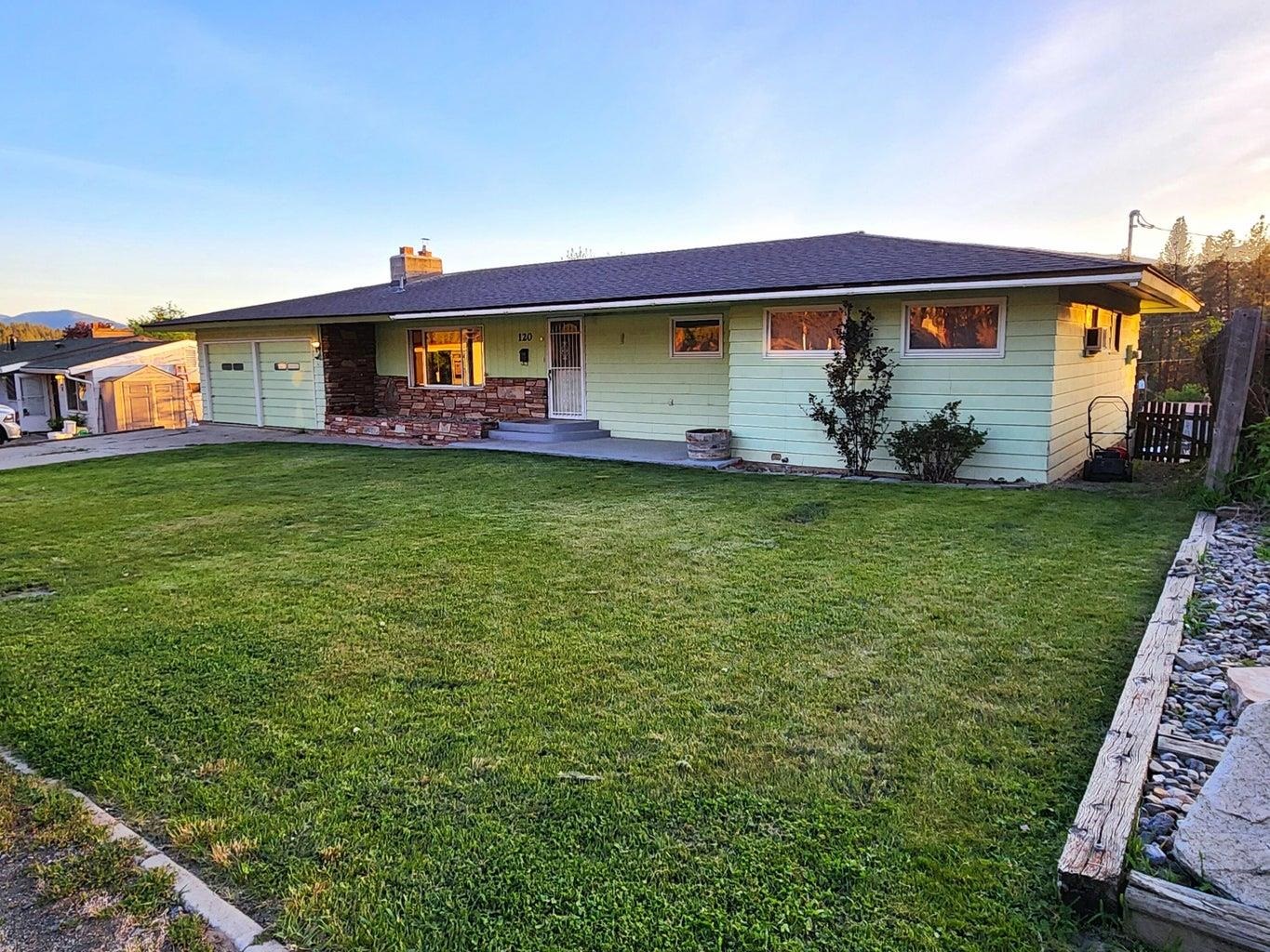 120 Crestview Dr - Photo 1