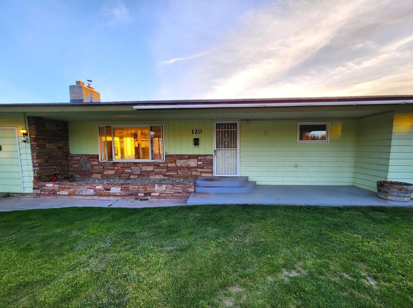 120 Crestview Dr - Photo 5