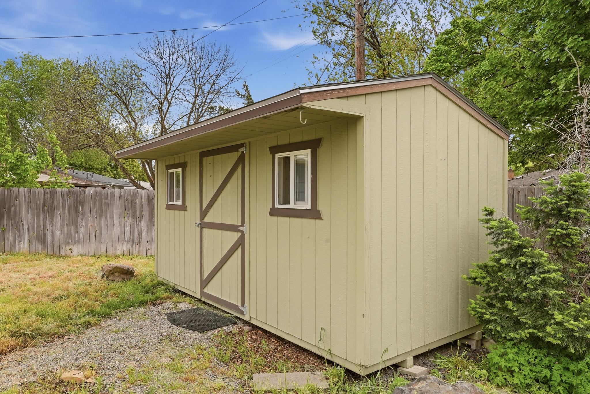 13604 E 24th Ave - Photo 34