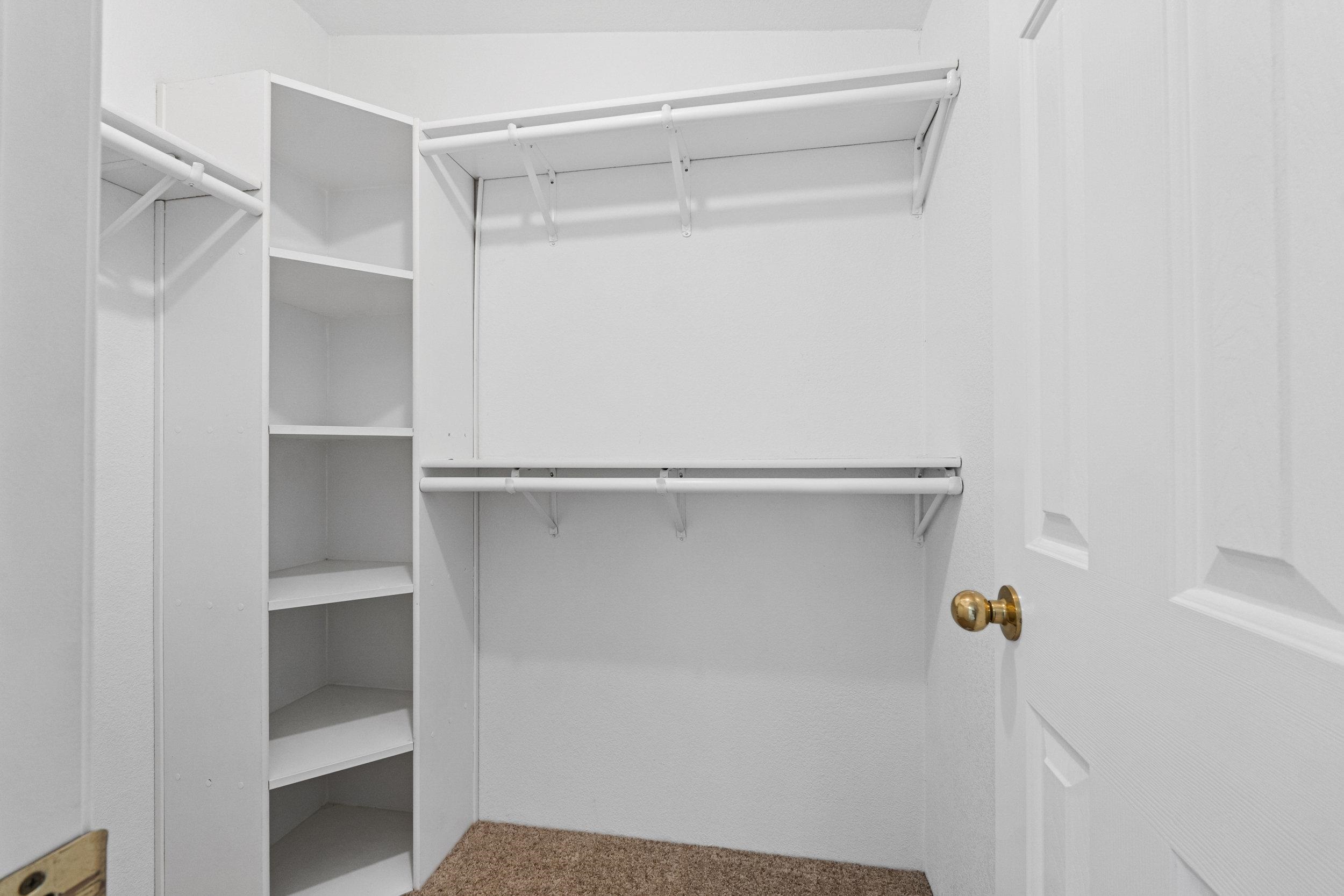 1684 Stanley Loop - Photo 13