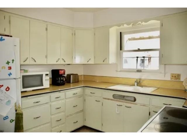 505 E Astor Ave - Photo 24