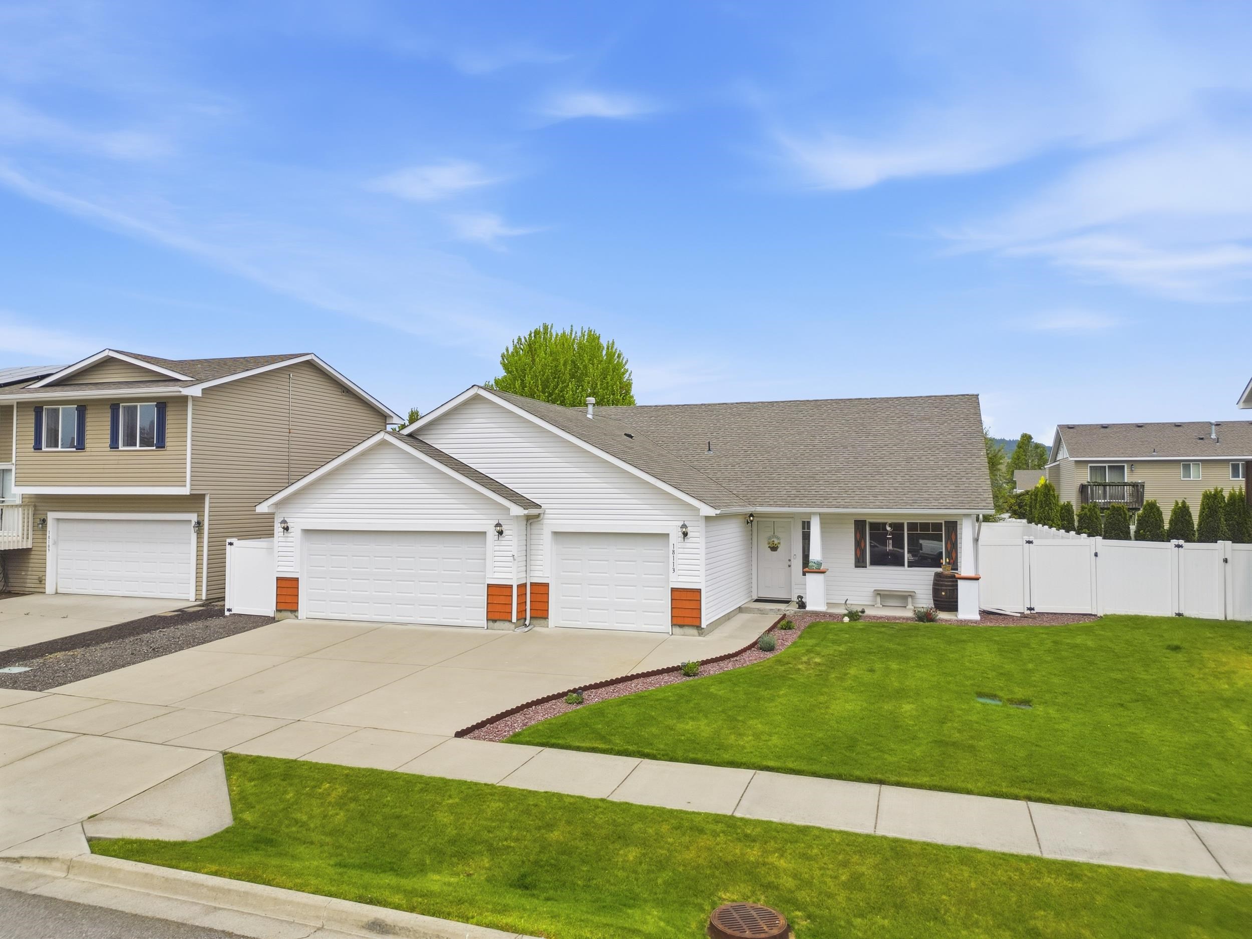 18113 E Michielli Ave - Photo 3