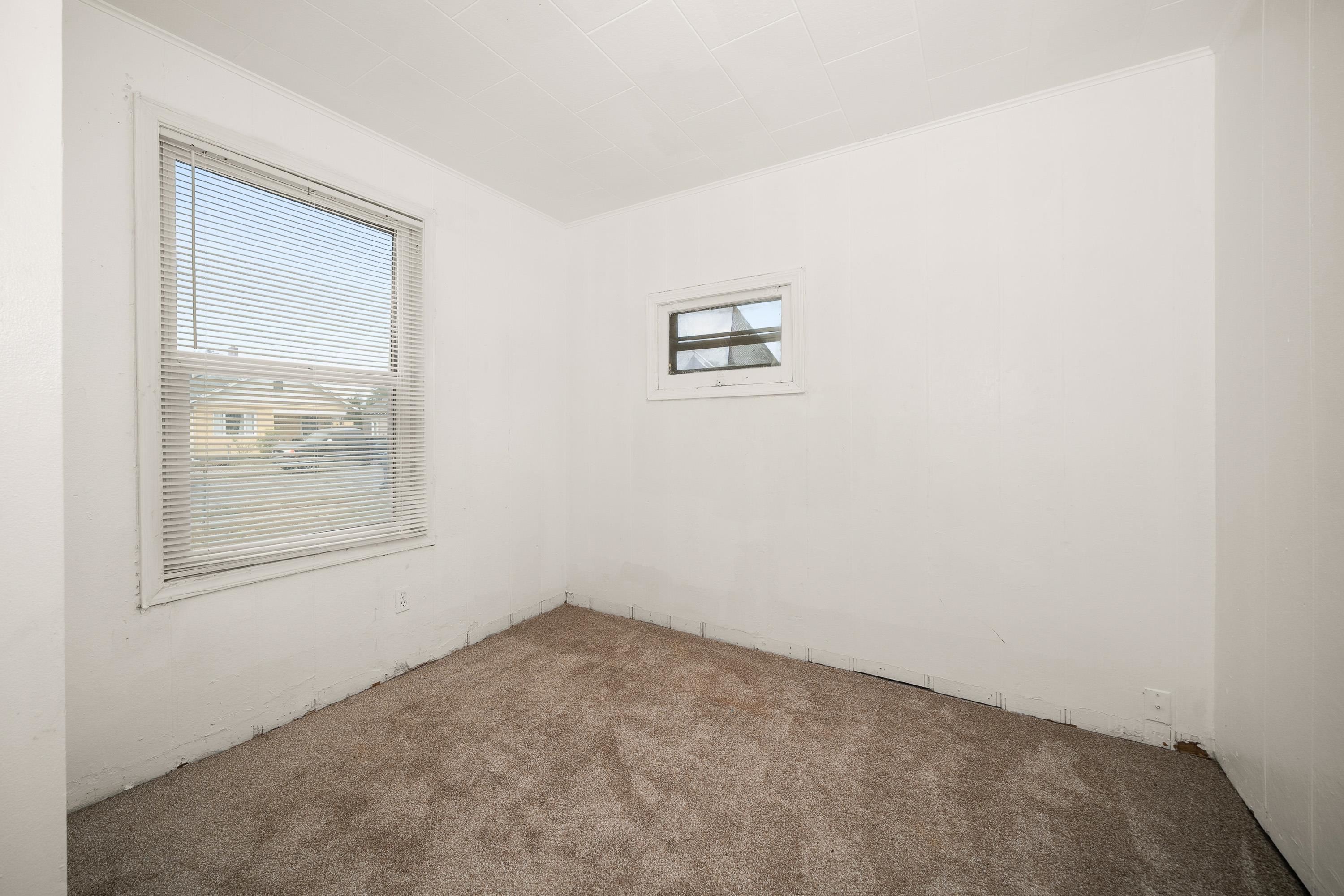 2528 E Rowan Ave - Photo 23