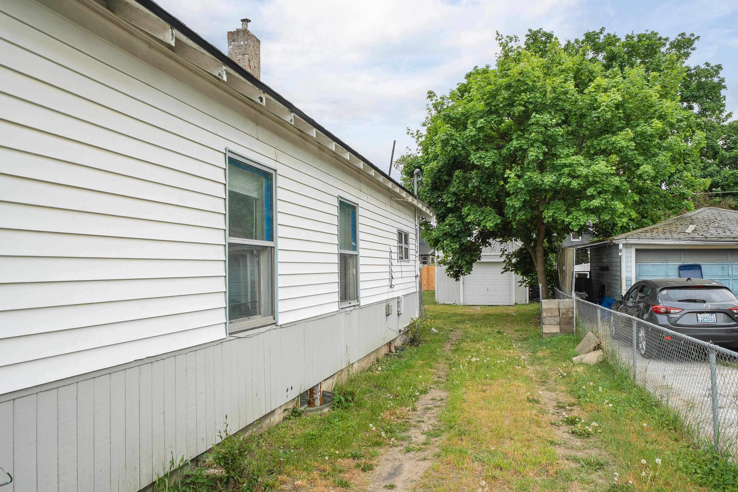 2528 E Rowan Ave - Photo 29