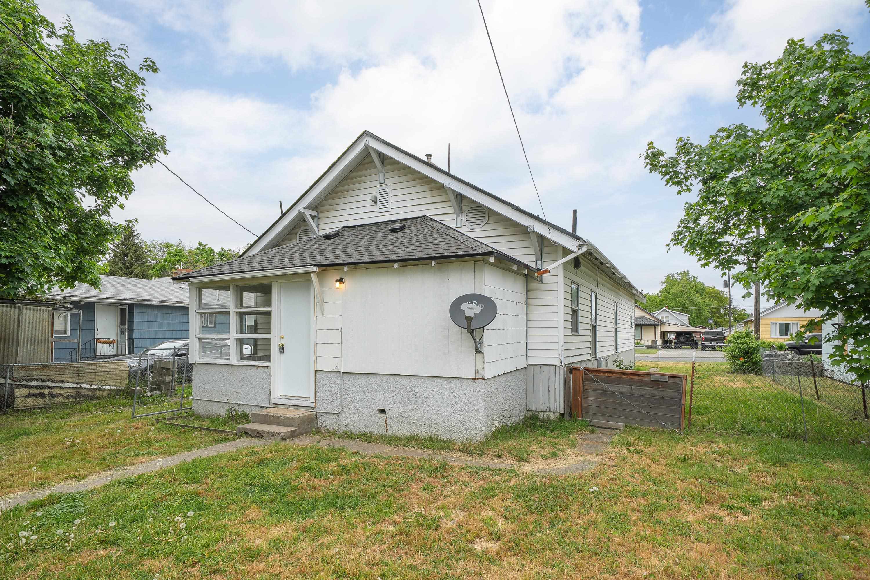 2528 E Rowan Ave - Photo 32