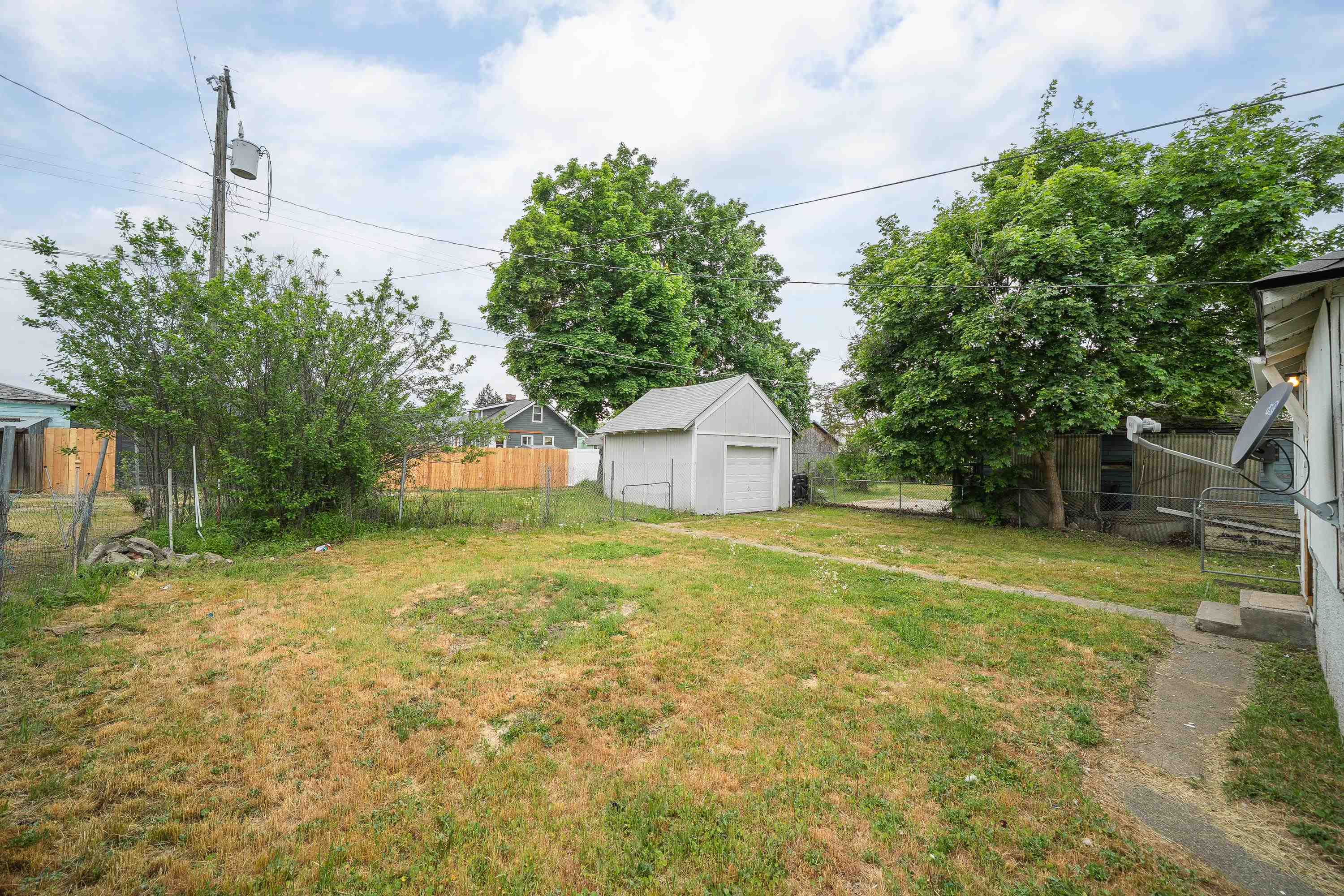 2528 E Rowan Ave - Photo 35