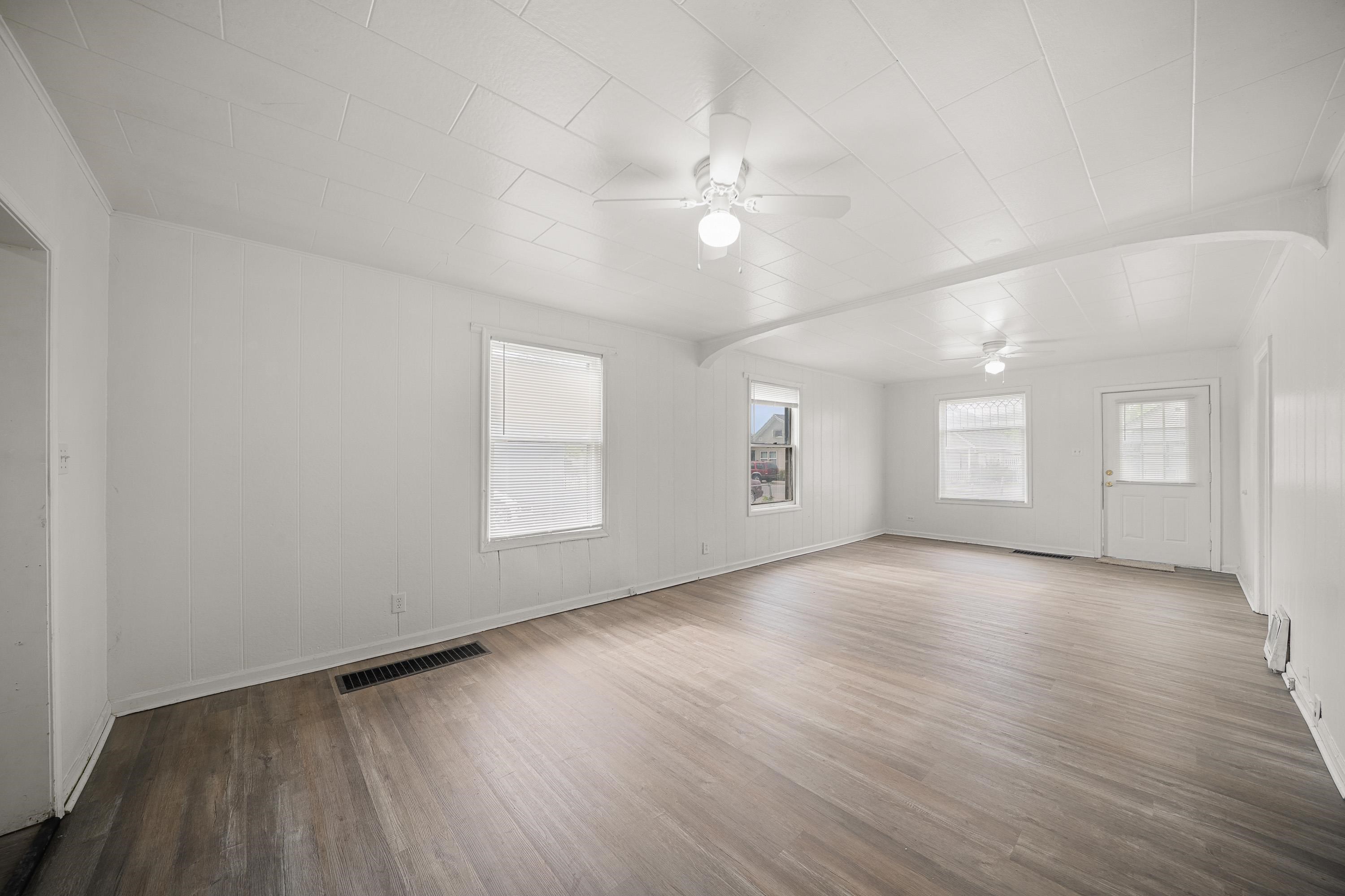 2528 E Rowan Ave - Photo 7