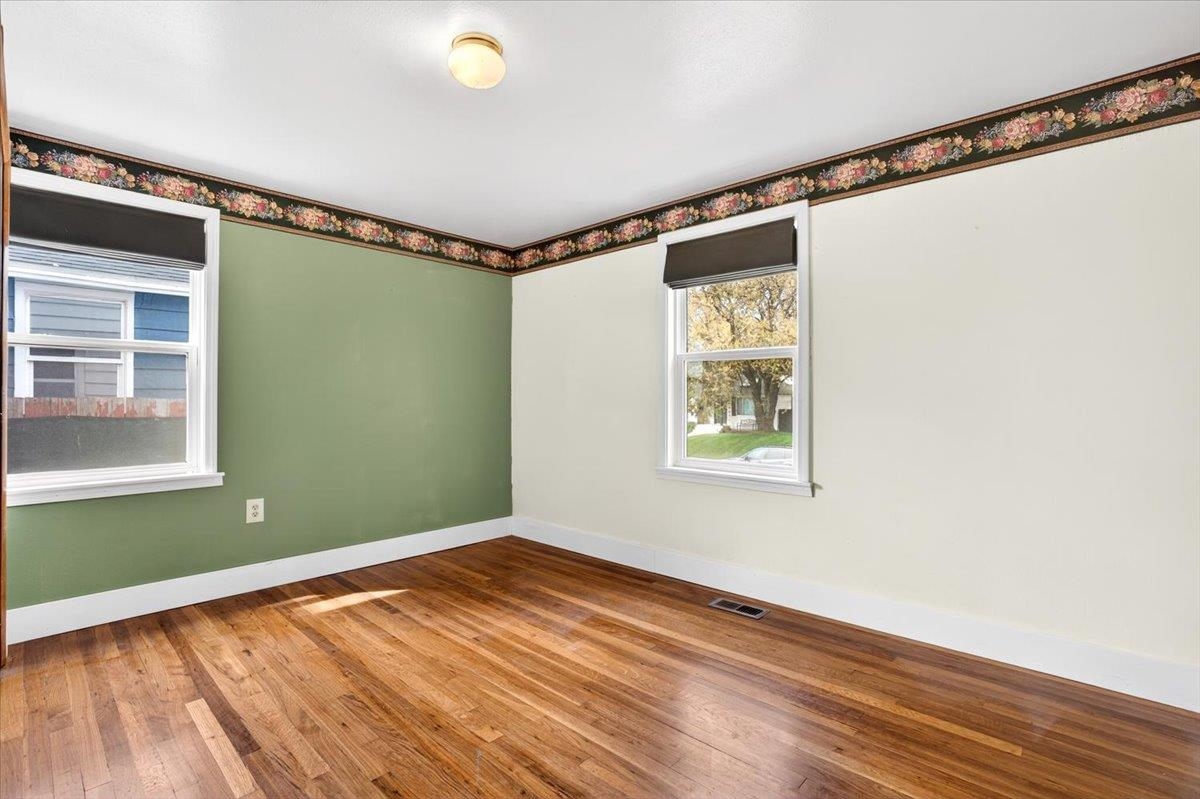 2223 W Broad Ave - Photo 14