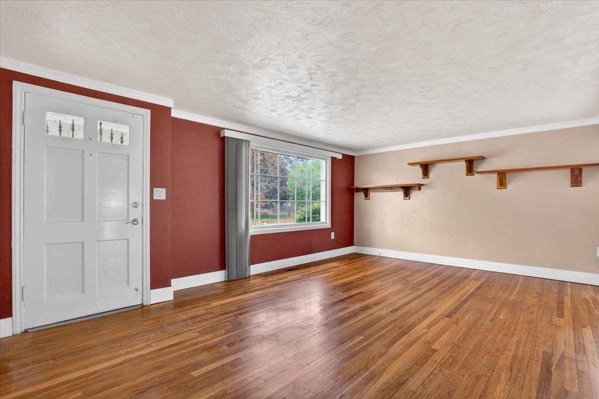 2223 W Broad Ave - Photo 3
