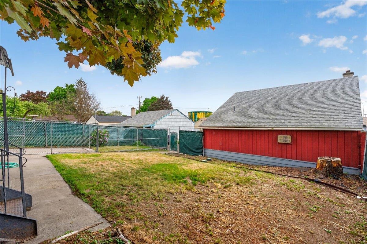 2223 W Broad Ave - Photo 31