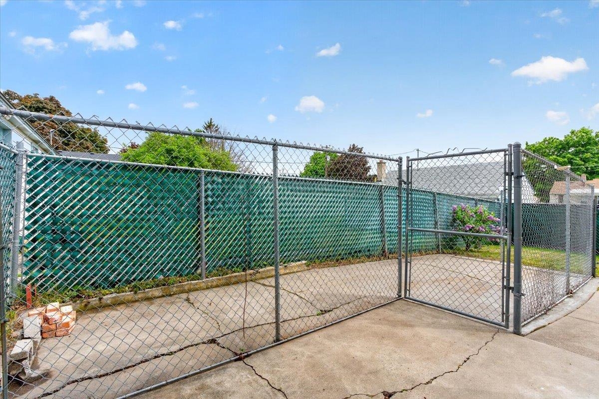 2223 W Broad Ave - Photo 37