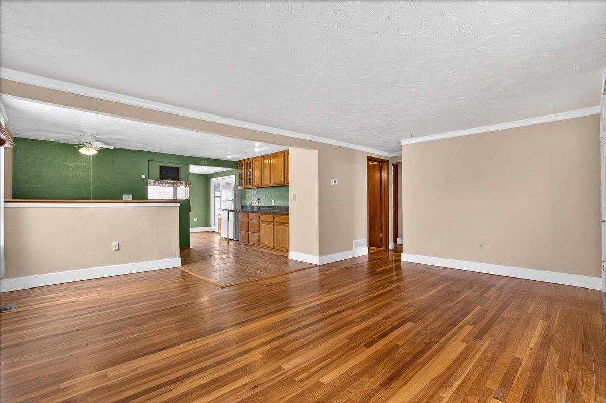 2223 W Broad Ave - Photo 5