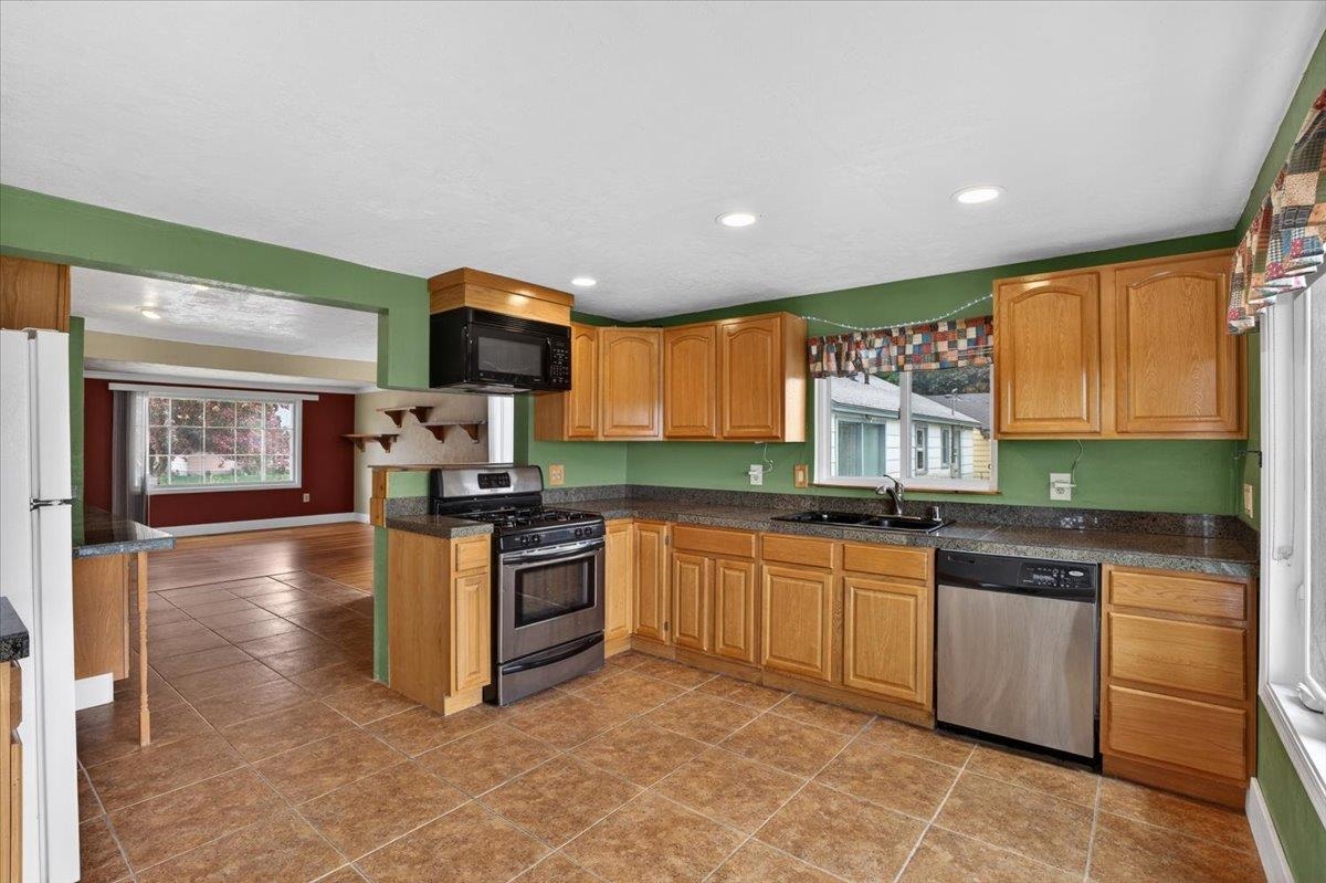 2223 W Broad Ave - Photo 10