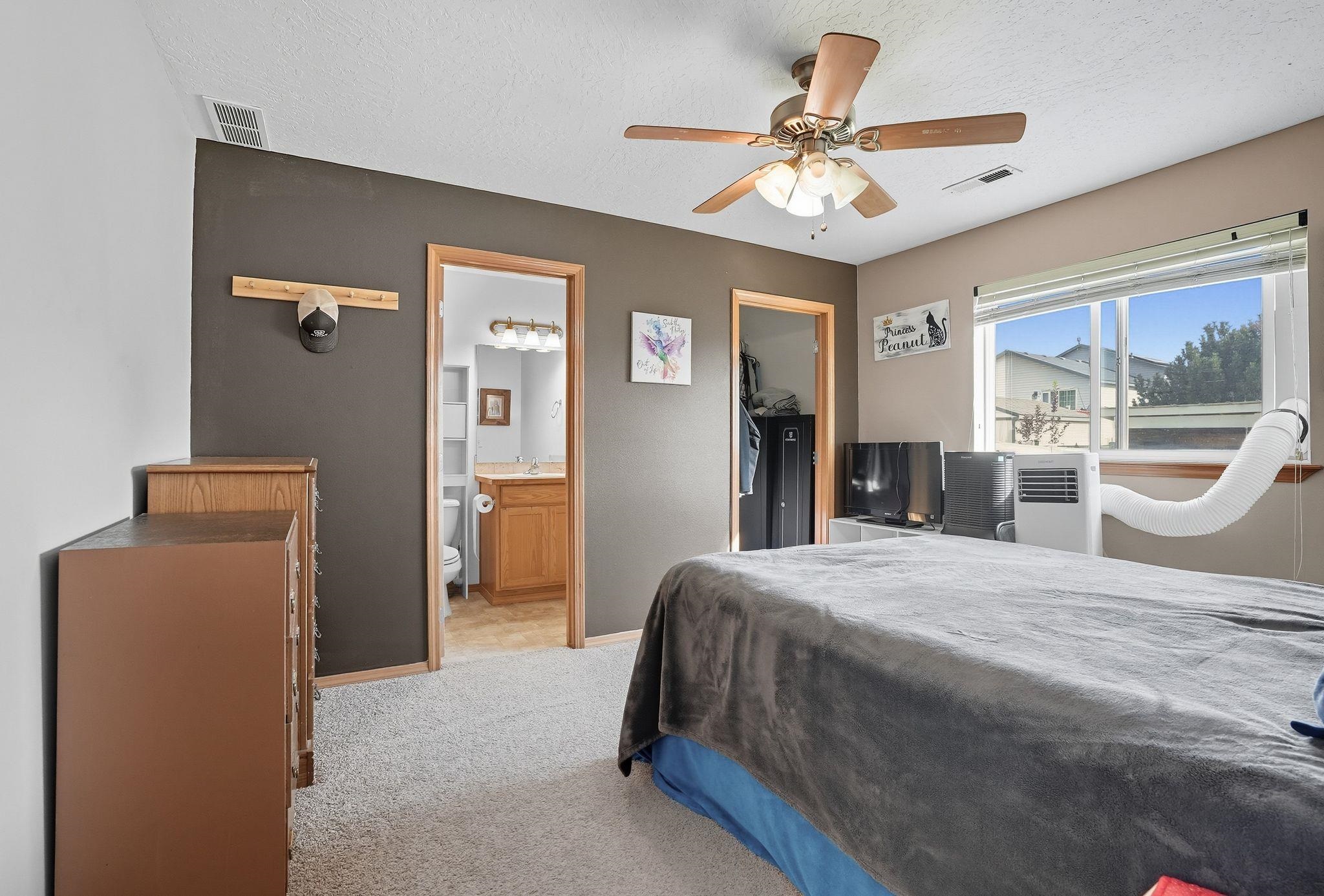 732 E Carrie Dr - Photo 13