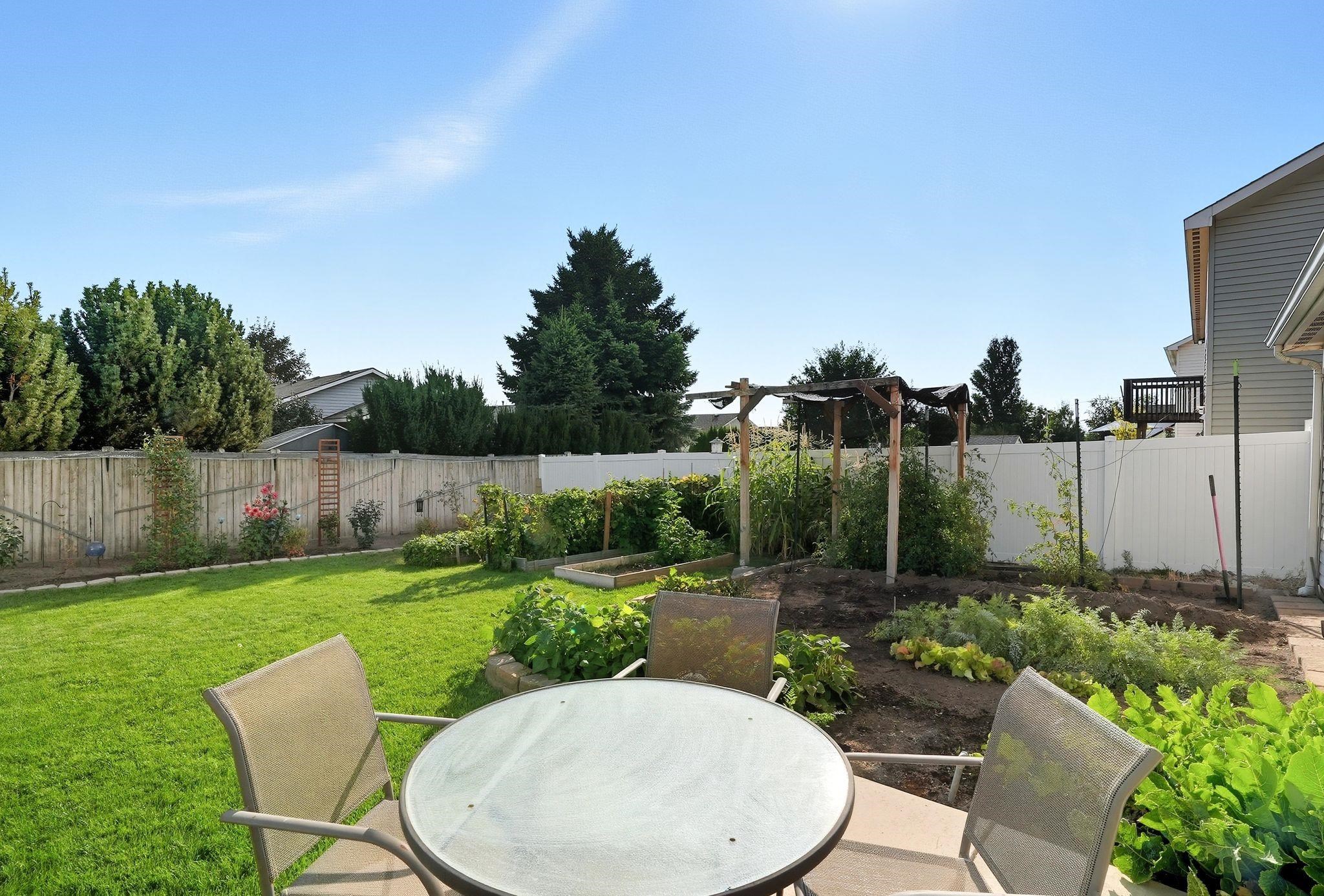 732 E Carrie Dr - Photo 20