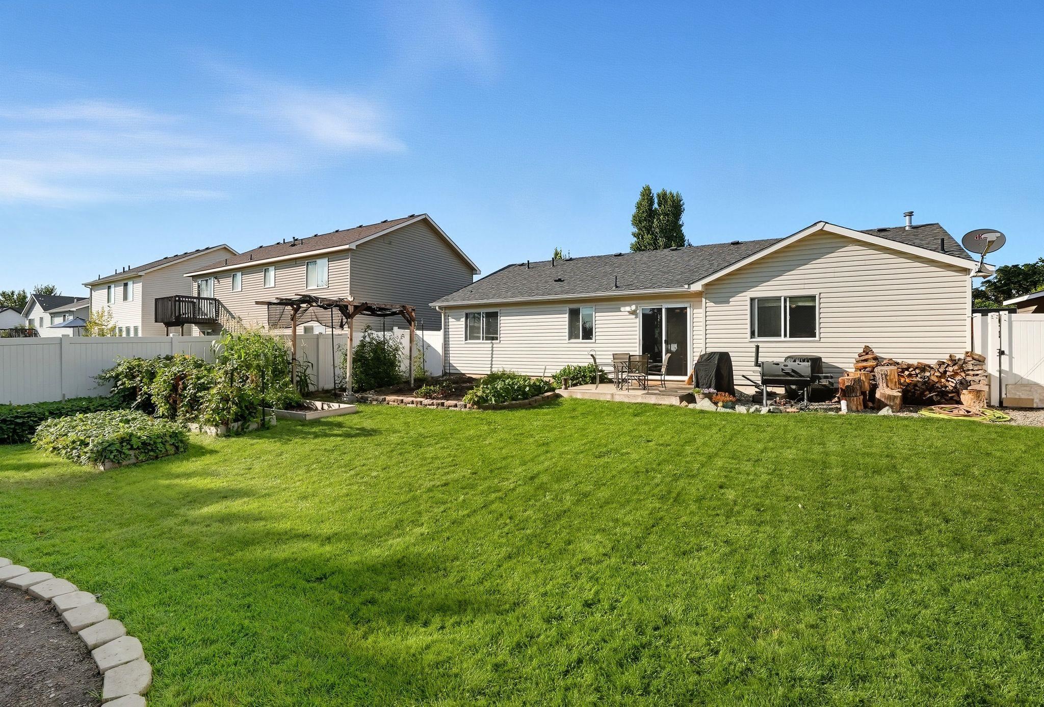 732 E Carrie Dr - Photo 24