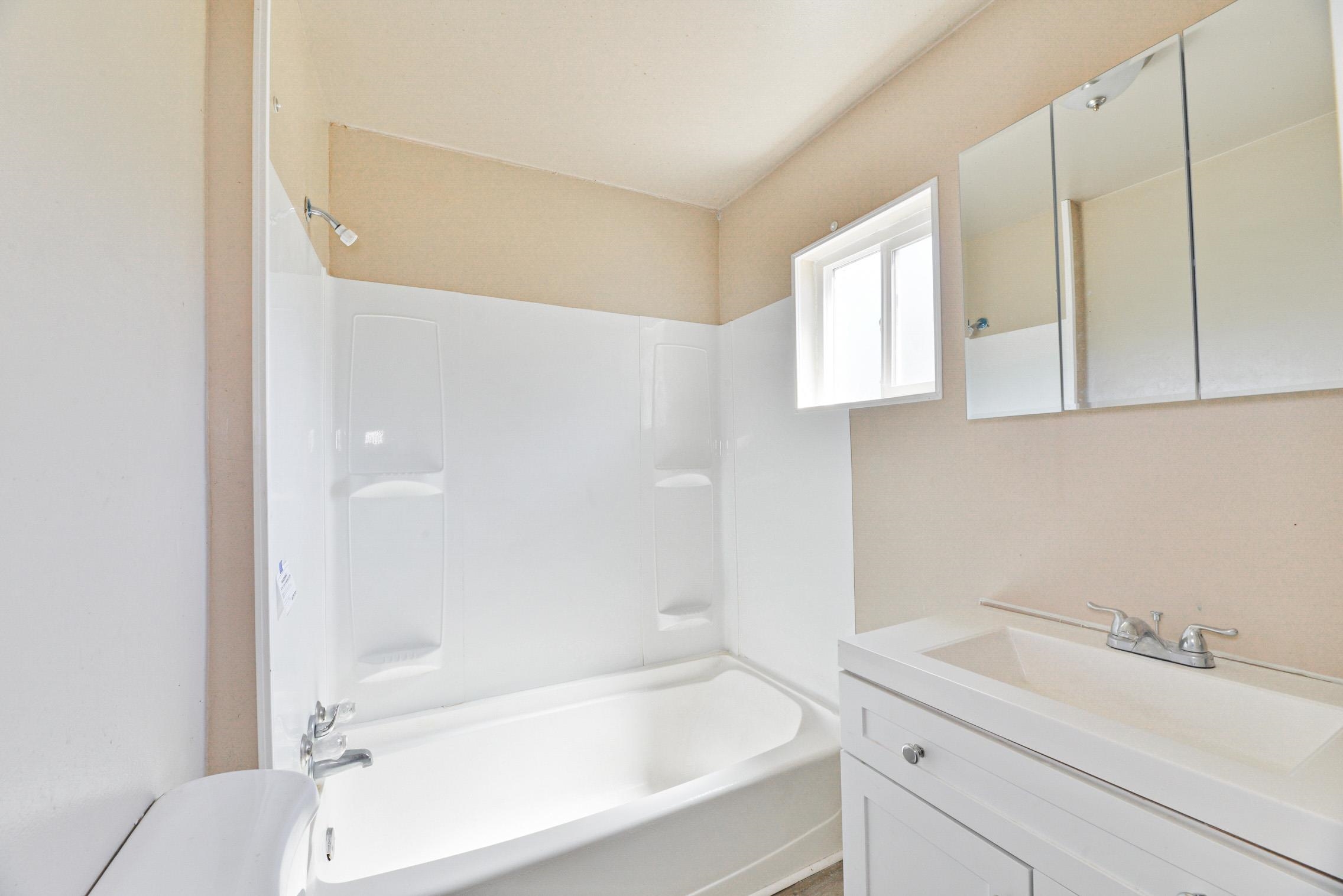 1808 E 4th Ave - Photo 5