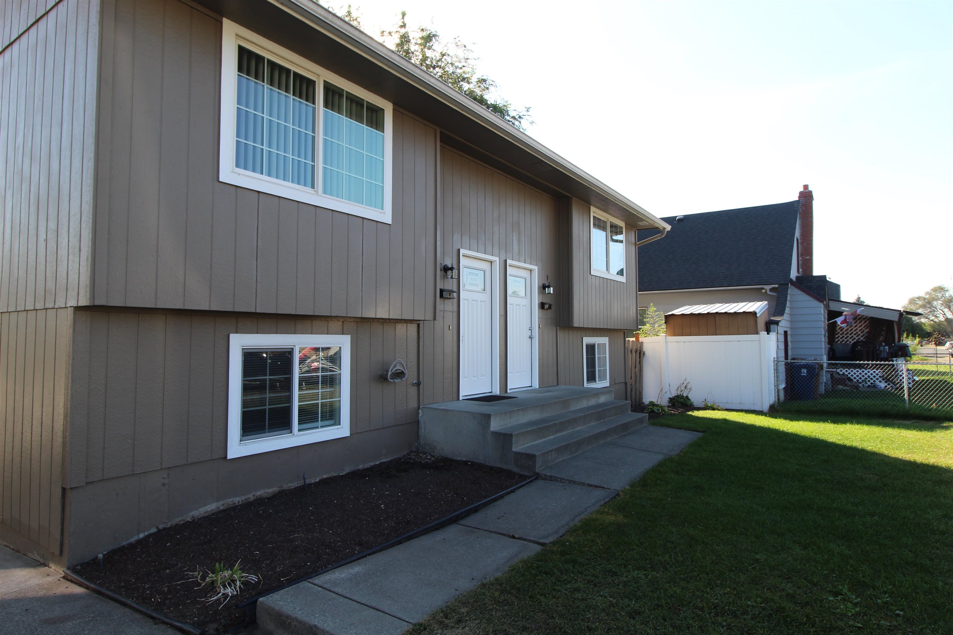 828 E Gordon Ave - Photo 3
