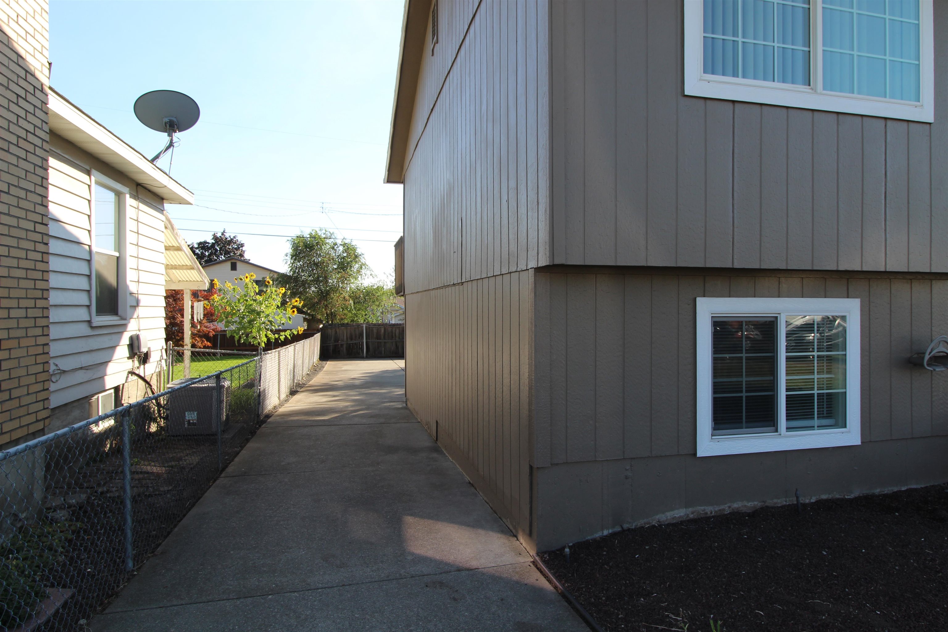 828 E Gordon Ave - Photo 4