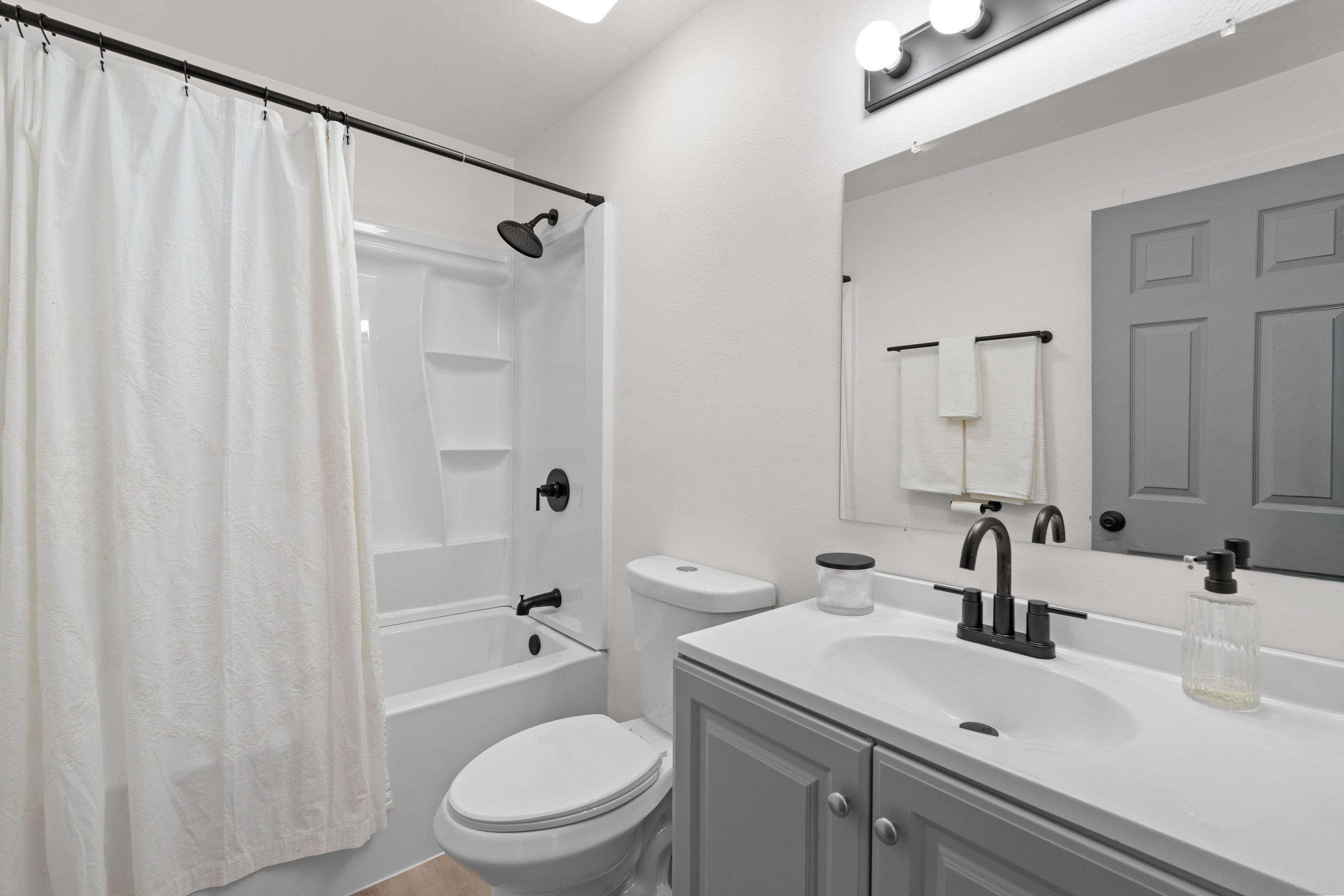 1027 E Princeton Ave - Photo 17