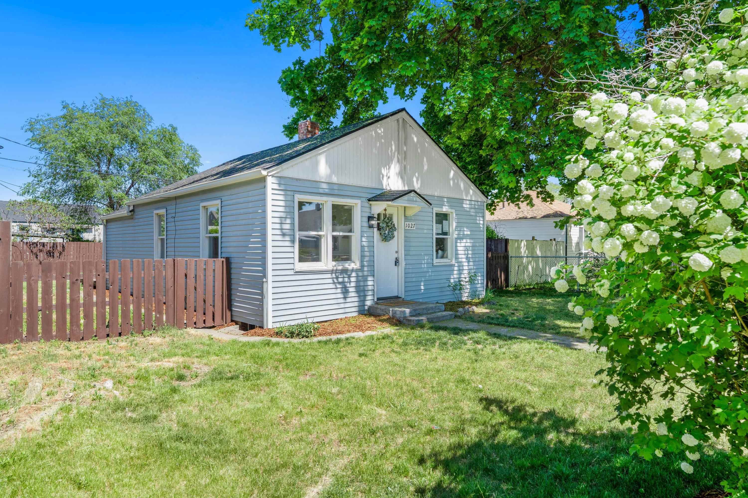 1027 E Princeton Ave - Photo 4