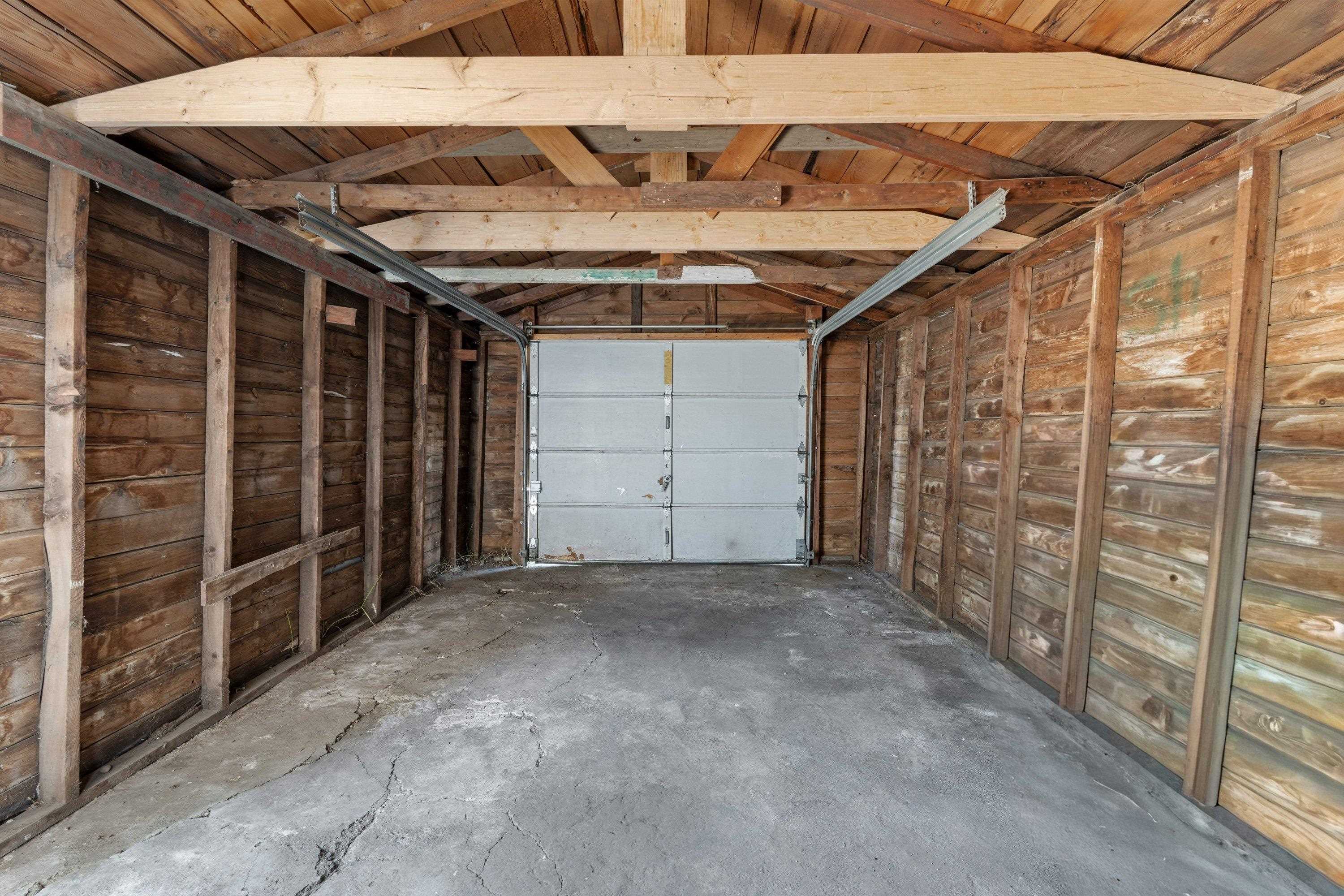 1027 E Princeton Ave - Photo 33
