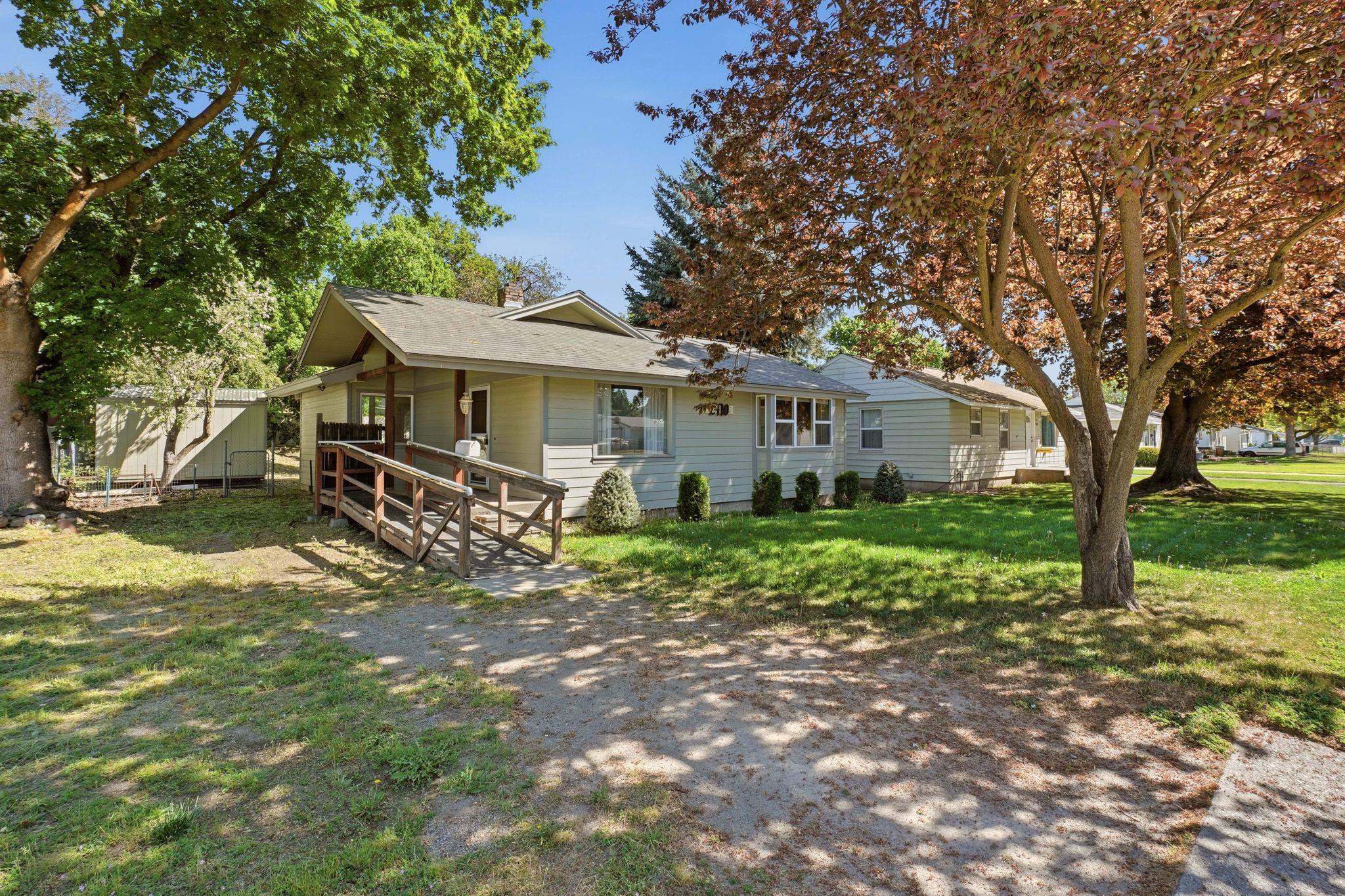 2410 W Decatur Ave - Photo 3
