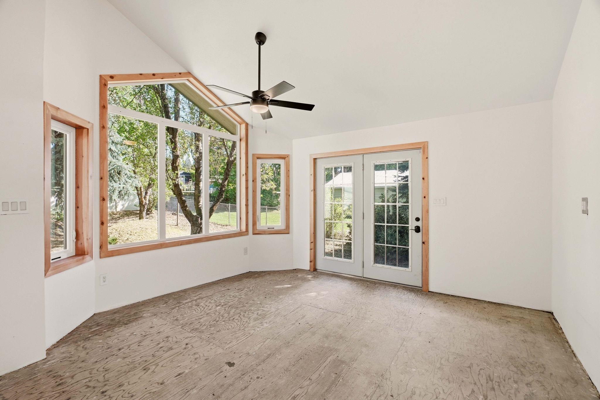 2410 W Decatur Ave - Photo 7