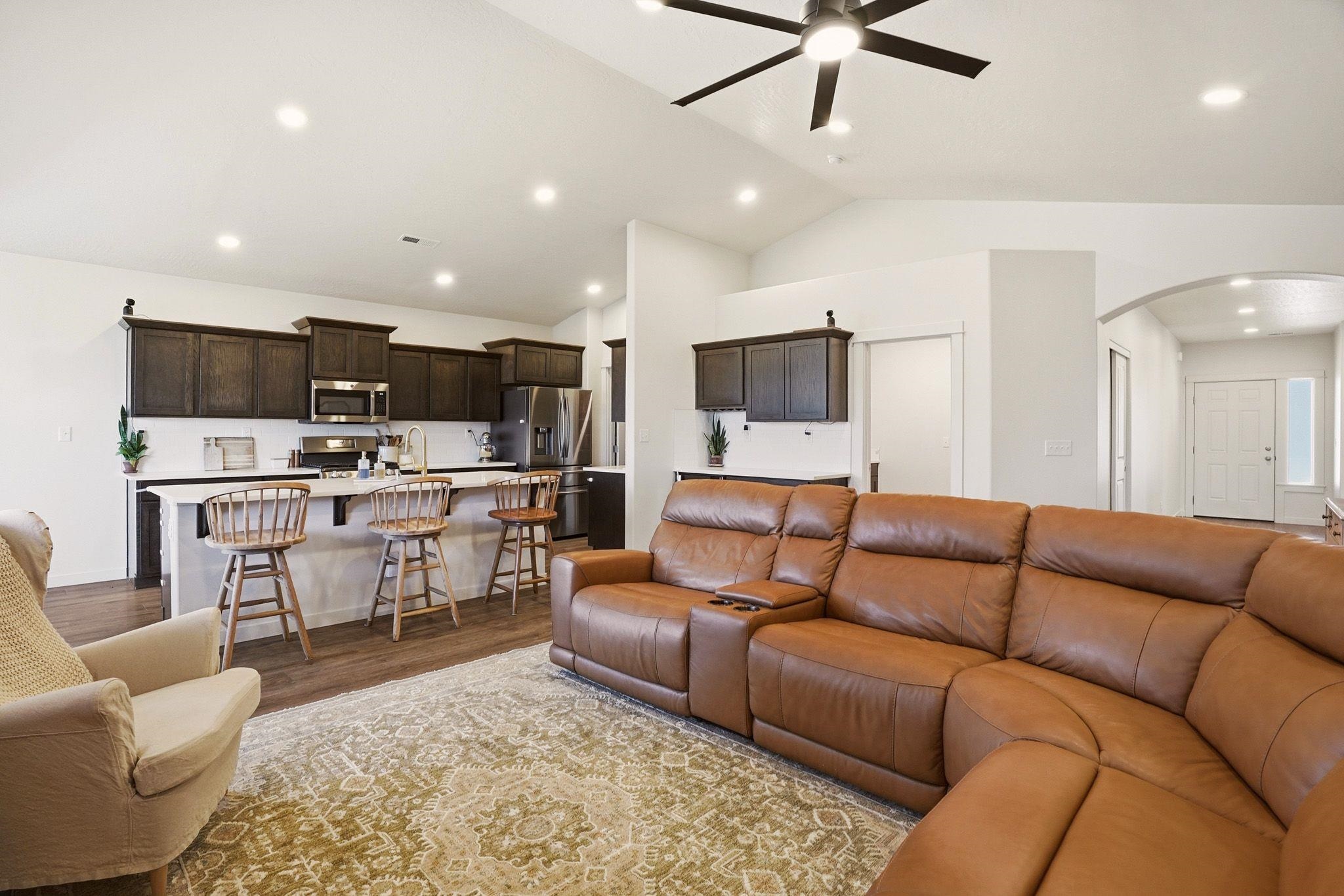 14616 E Caprio Ave - Photo 5