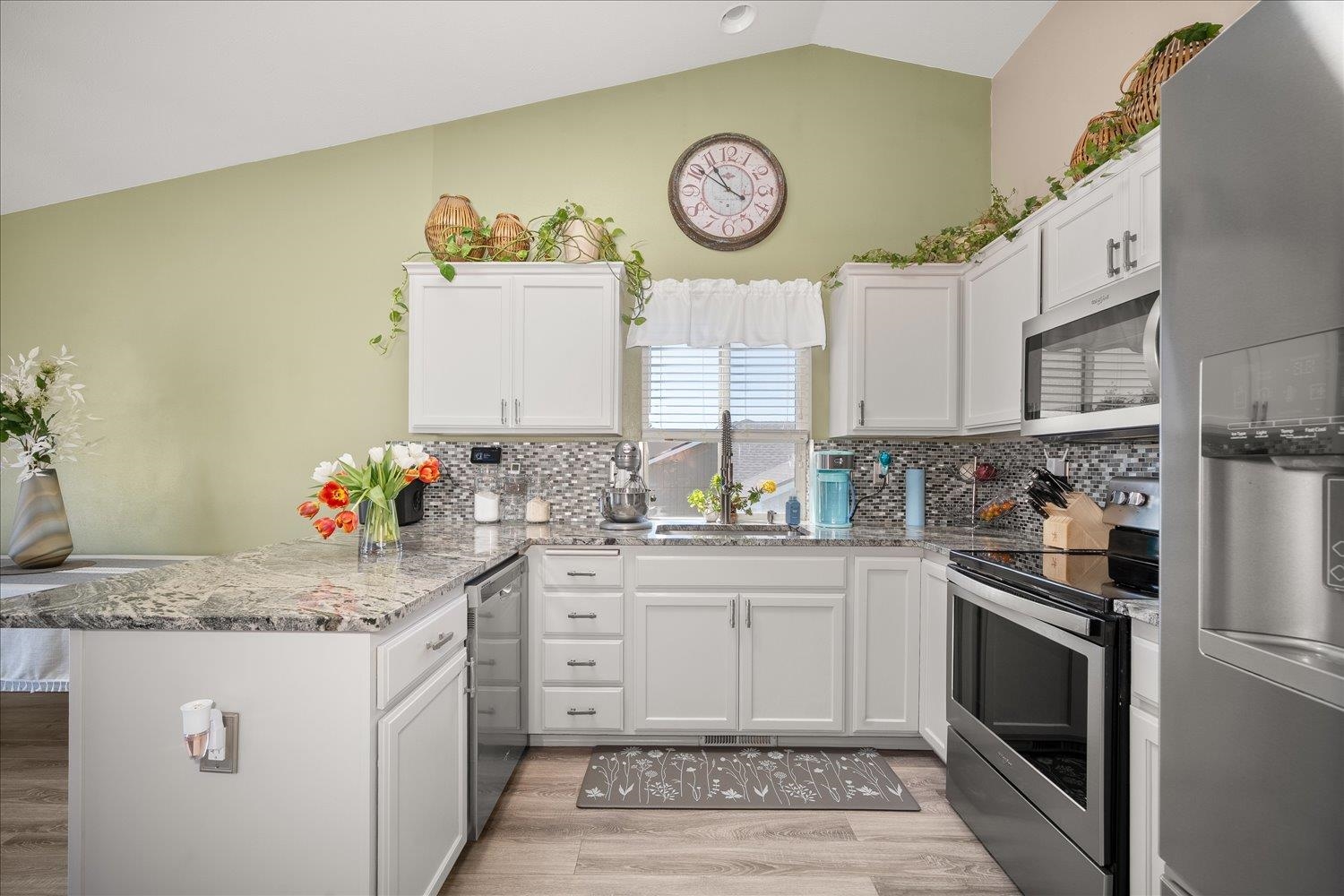 17920 N Addison Ct - Photo 11