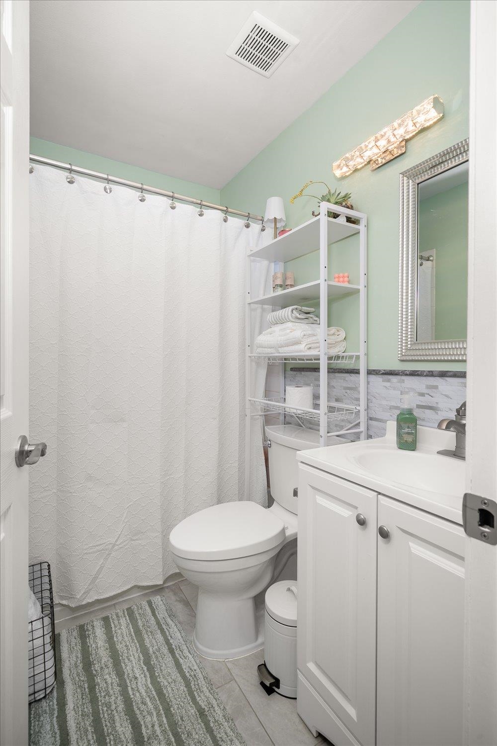 17920 N Addison Ct - Photo 16