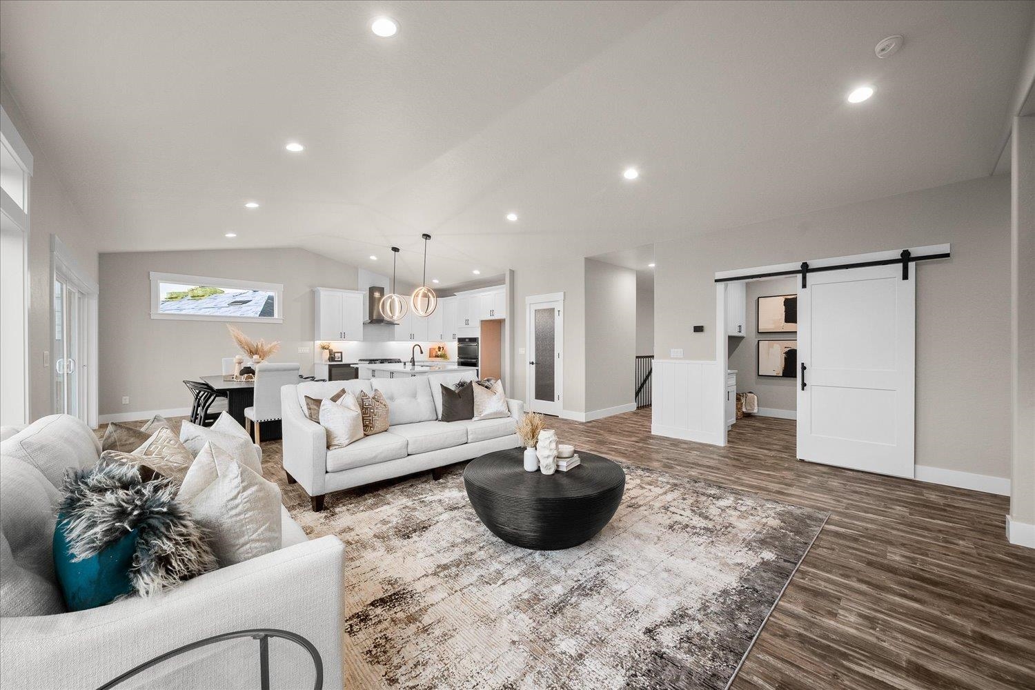 7009 E Beverly Ave - Photo 4