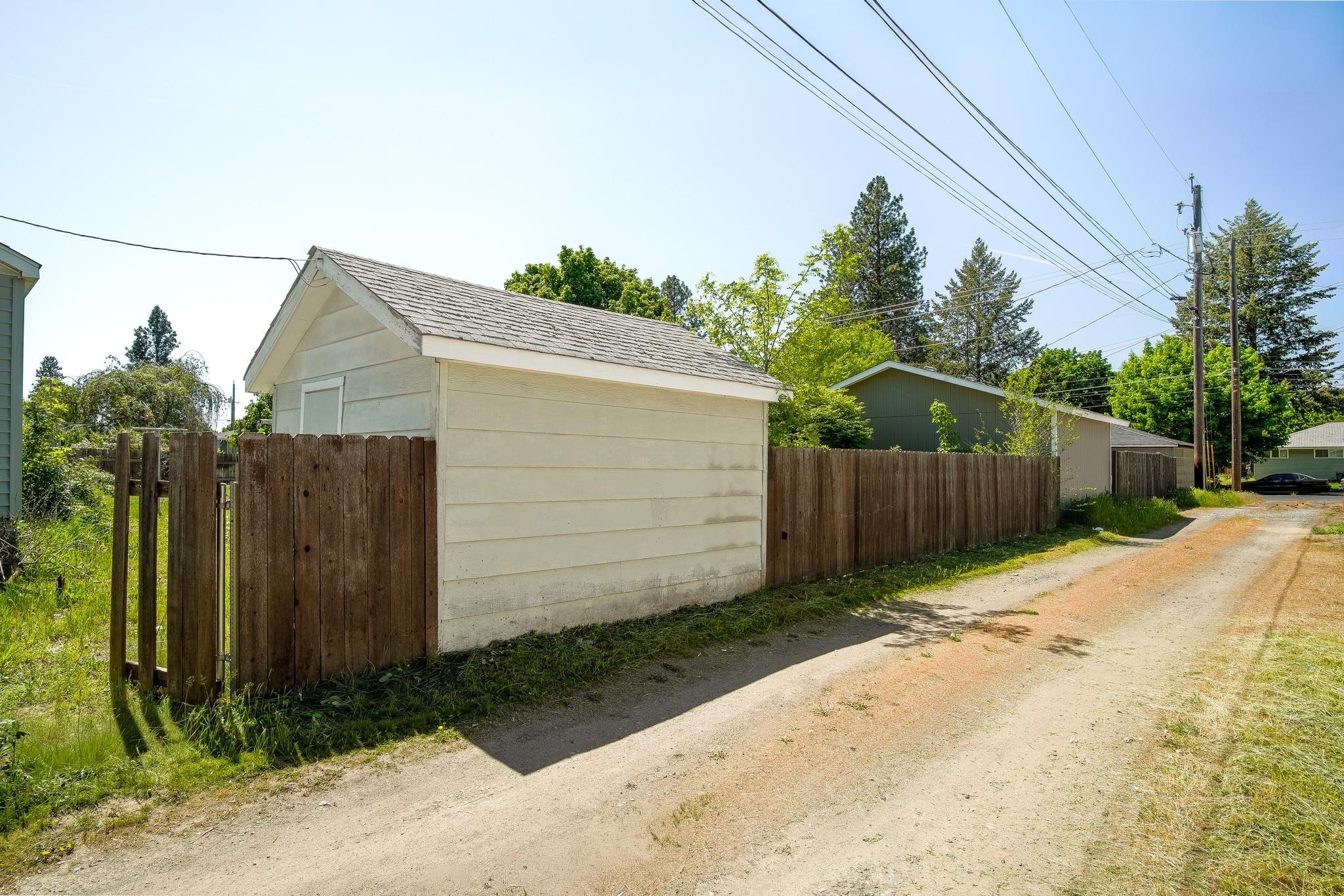 13XX W Dalke Ave - Photo 8