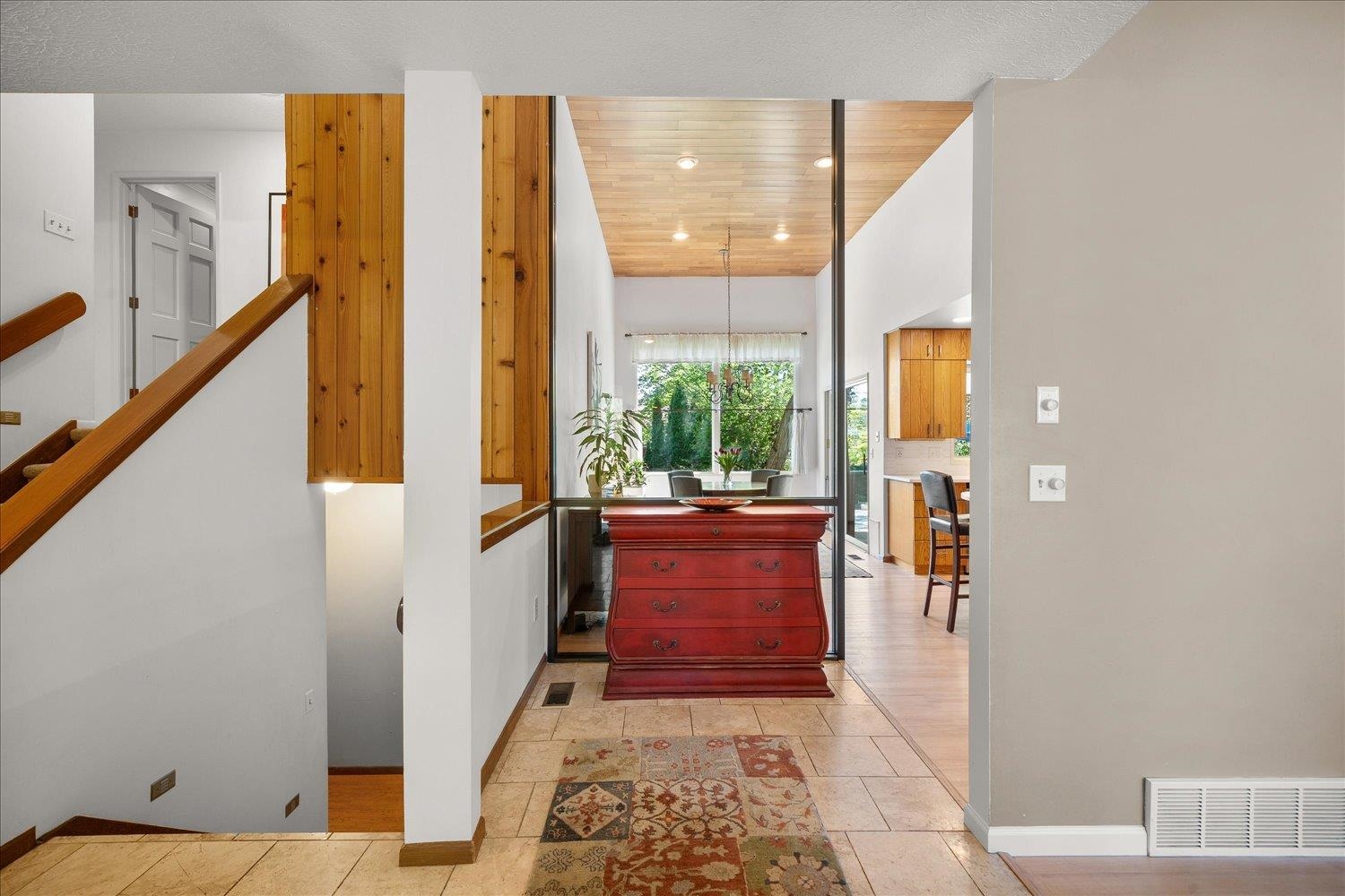 3543 S Croydon Ct - Photo 4