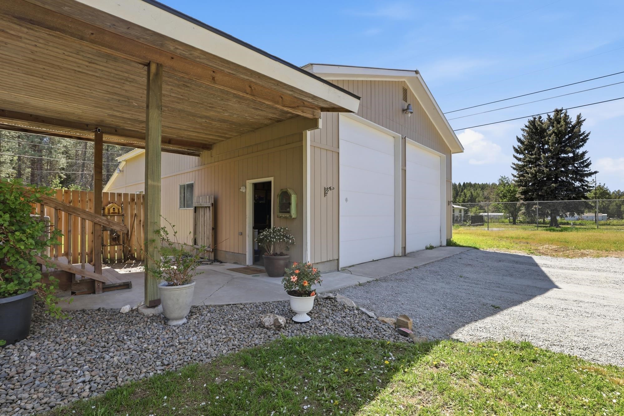 301 W 8th St - Photo 4