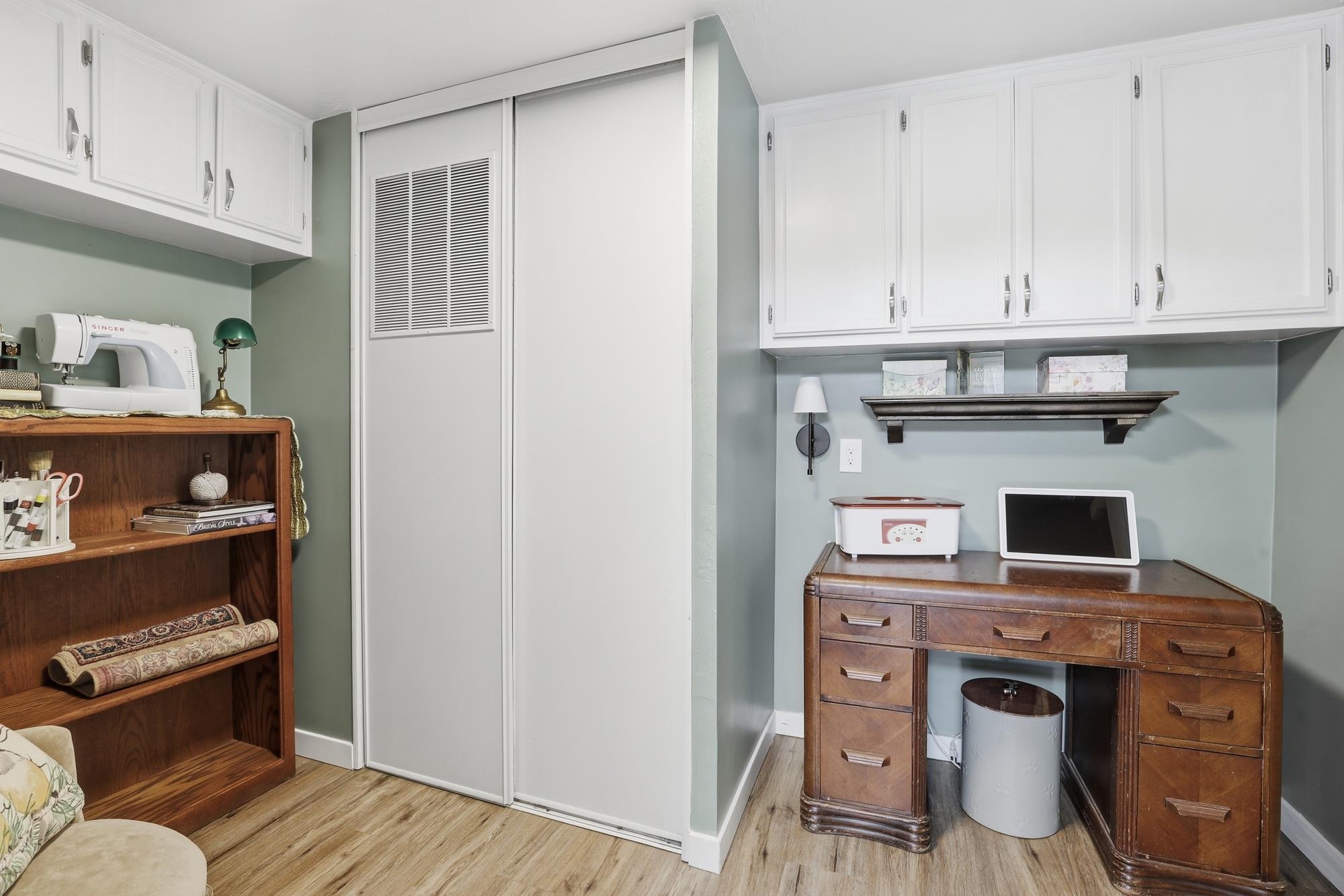 301 W 8th St - Photo 31