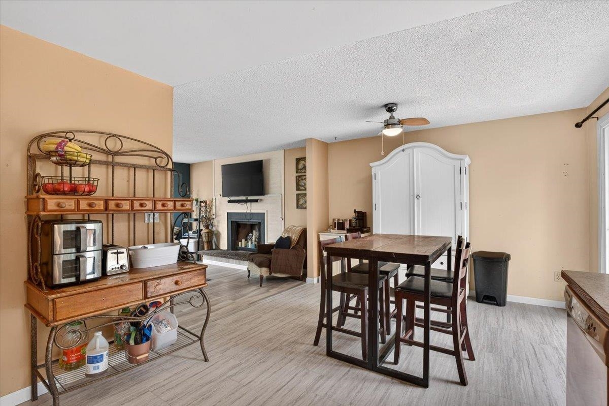 610 E VICKSBURG Ave - Photo 17
