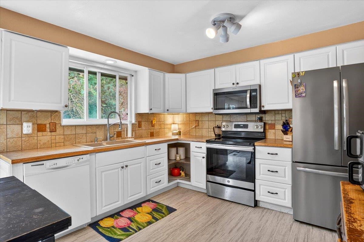610 E VICKSBURG Ave - Photo 4