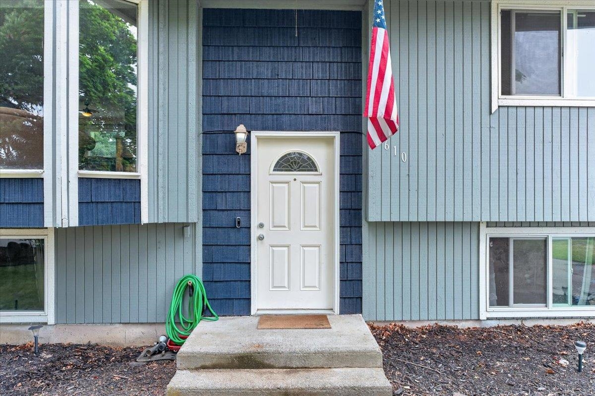 610 E VICKSBURG Ave - Photo 8