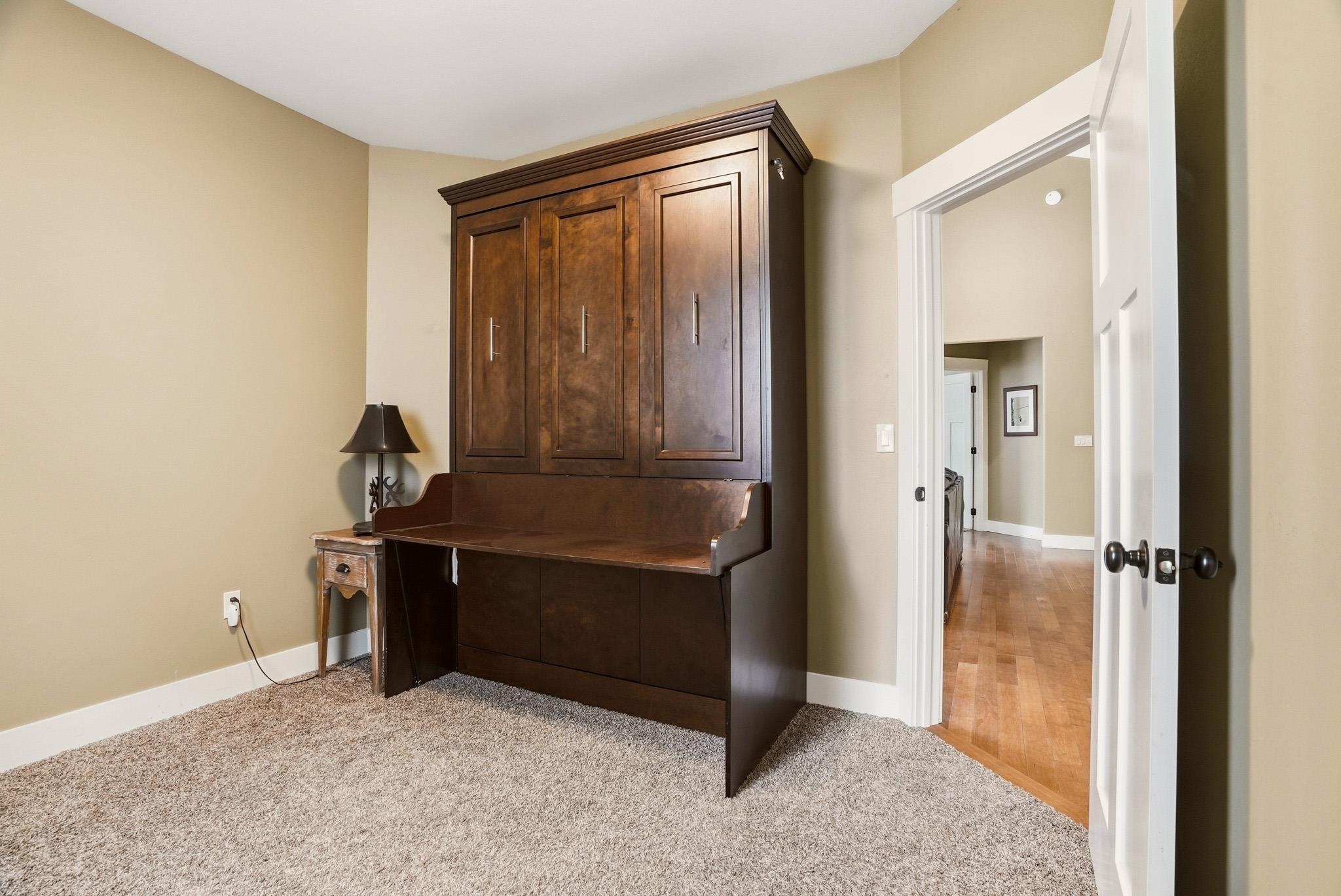 611 W Willapa Ave - Photo 21