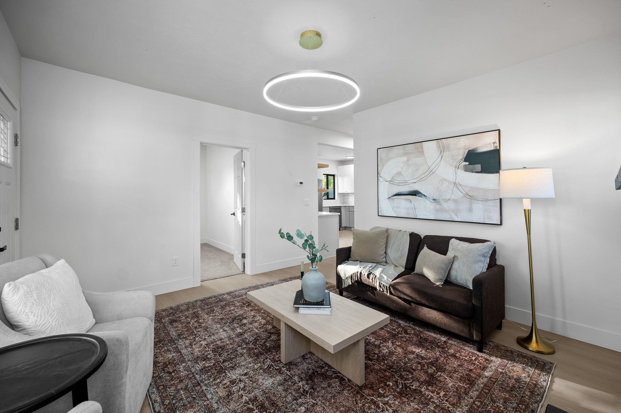 2911 E Fairview Ave - Photo 4